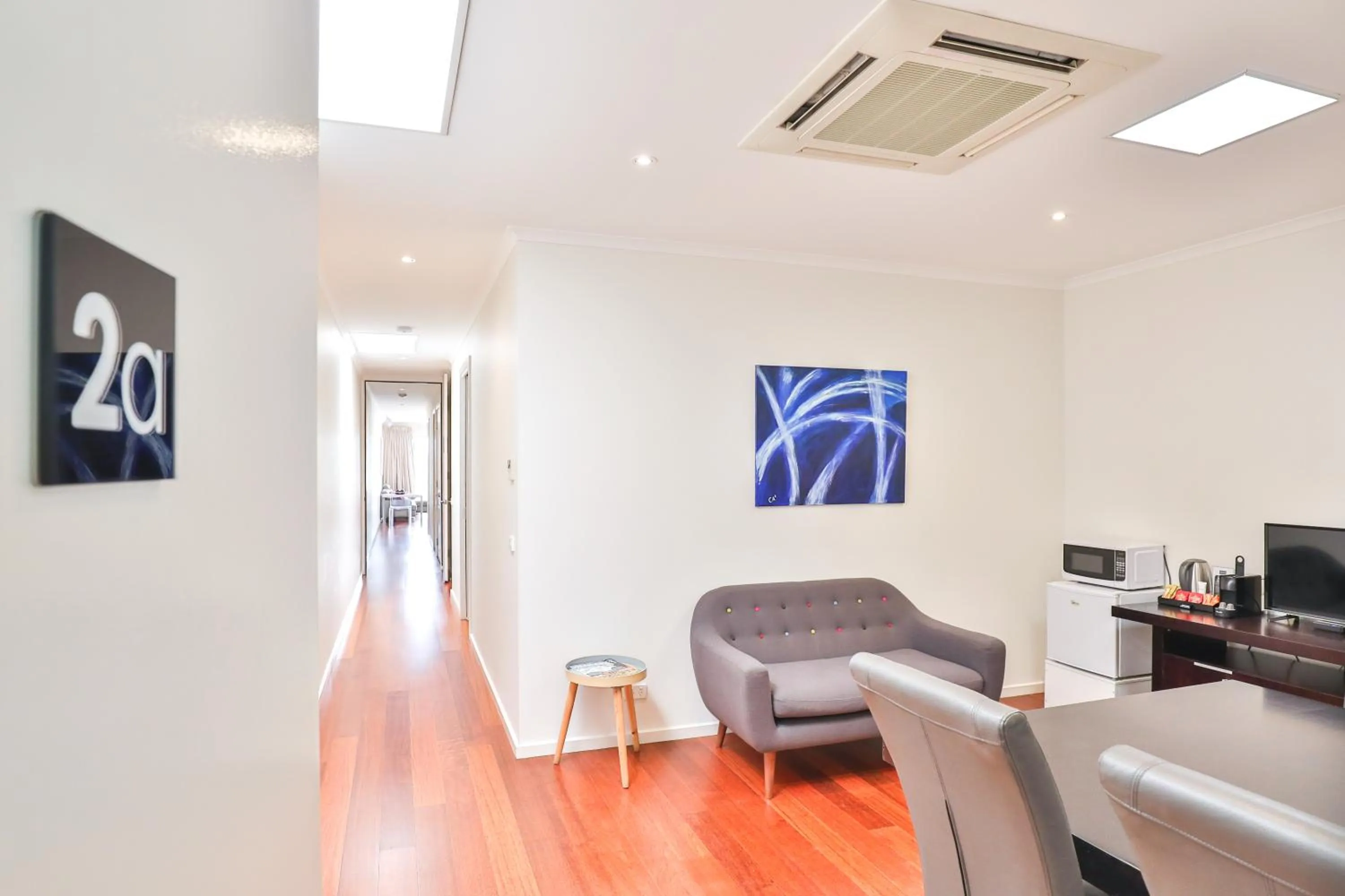 Seating area in Indulge Apartments - Langtree