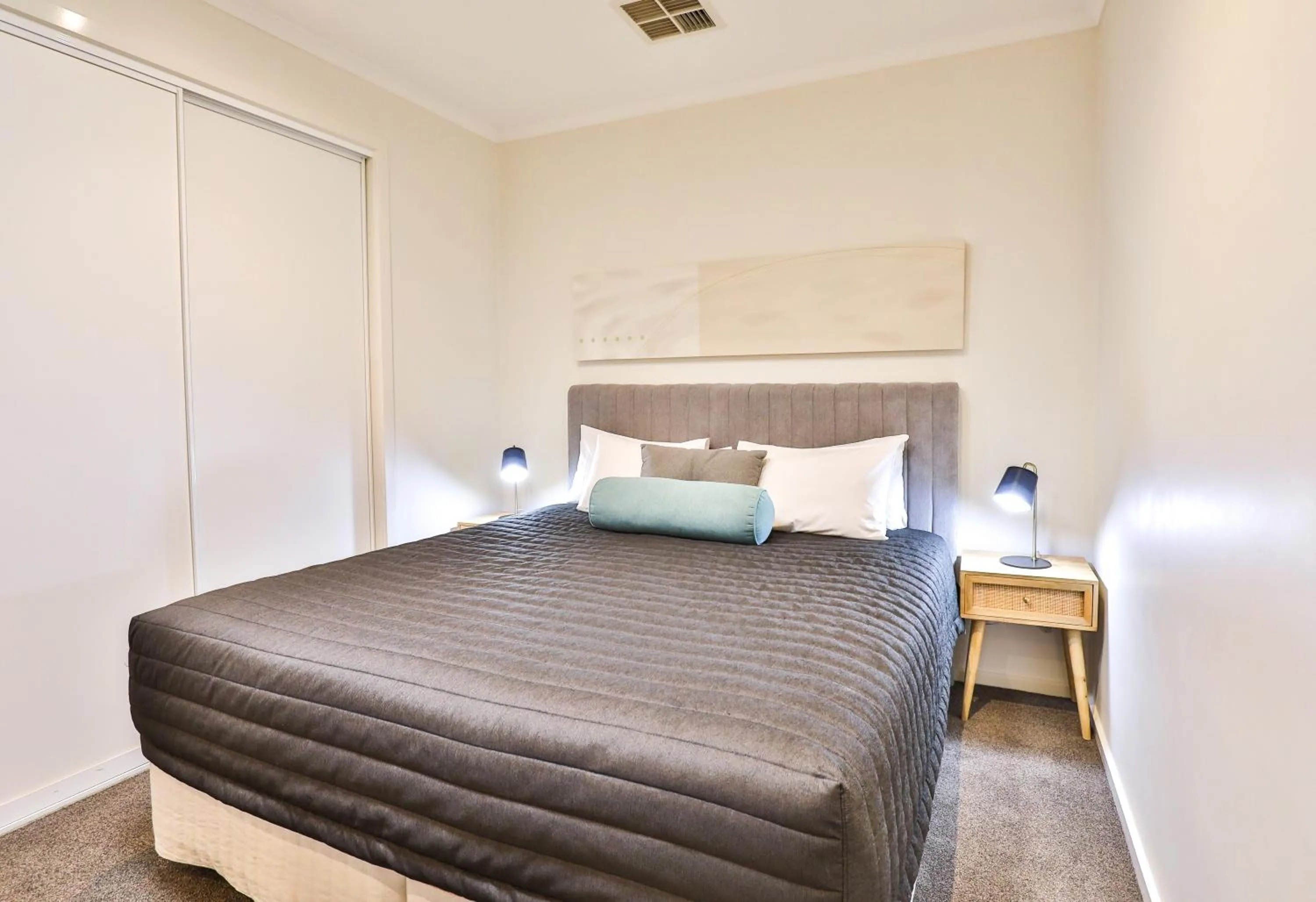 Bedroom, Bed in Indulge Apartments - Langtree