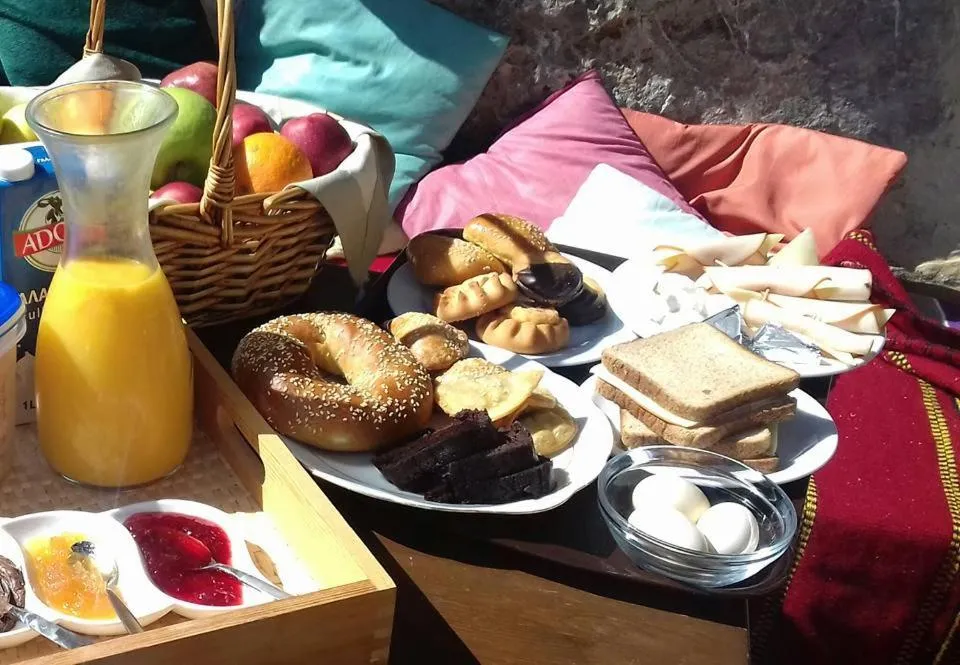 Breakfast in Vasilikata