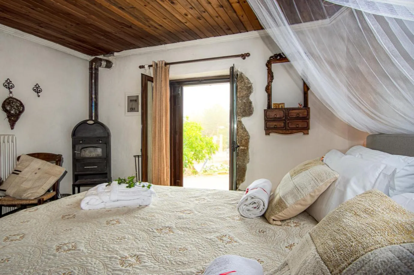 Bed in Vasilikata