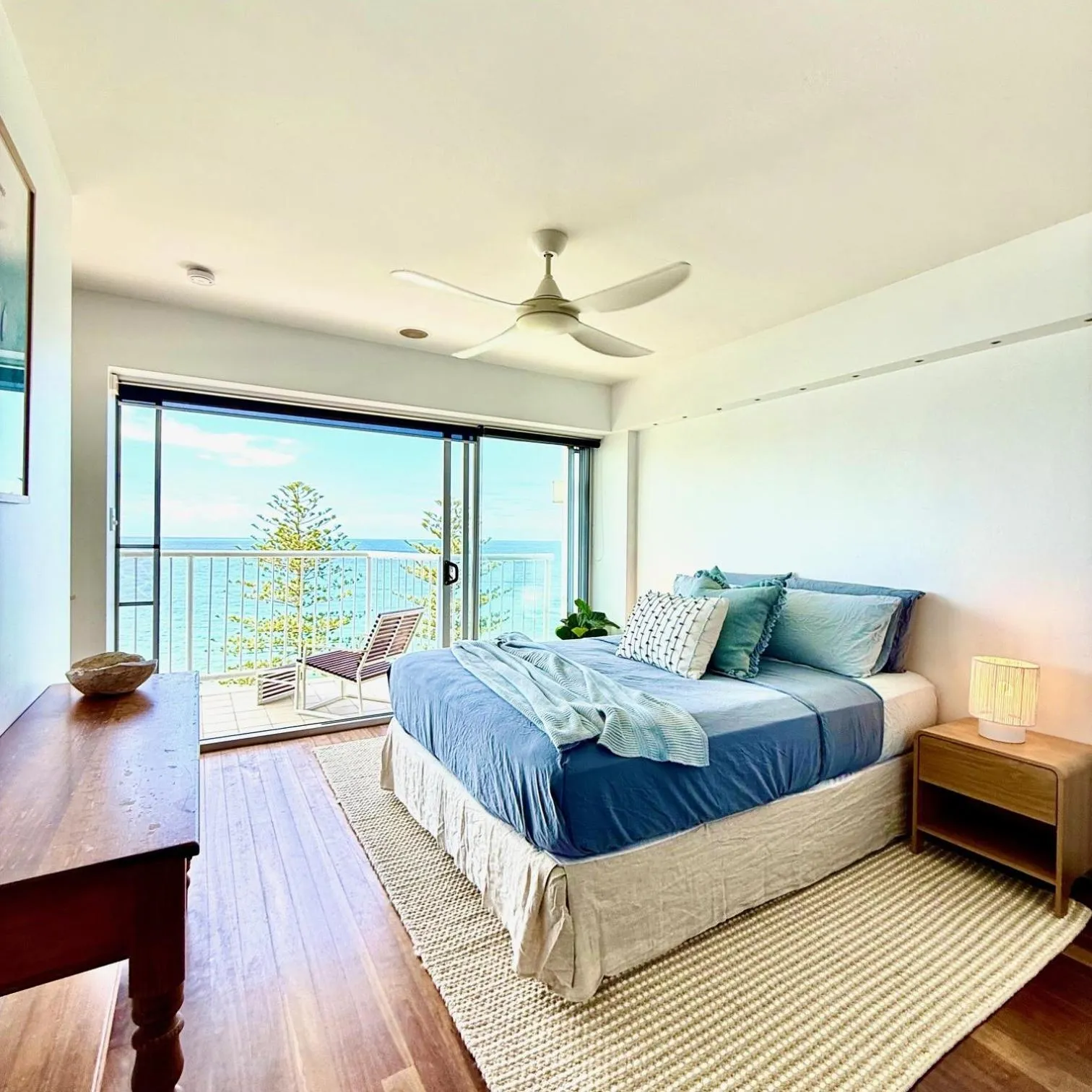 Bed in Hillhaven Holiday Apartments