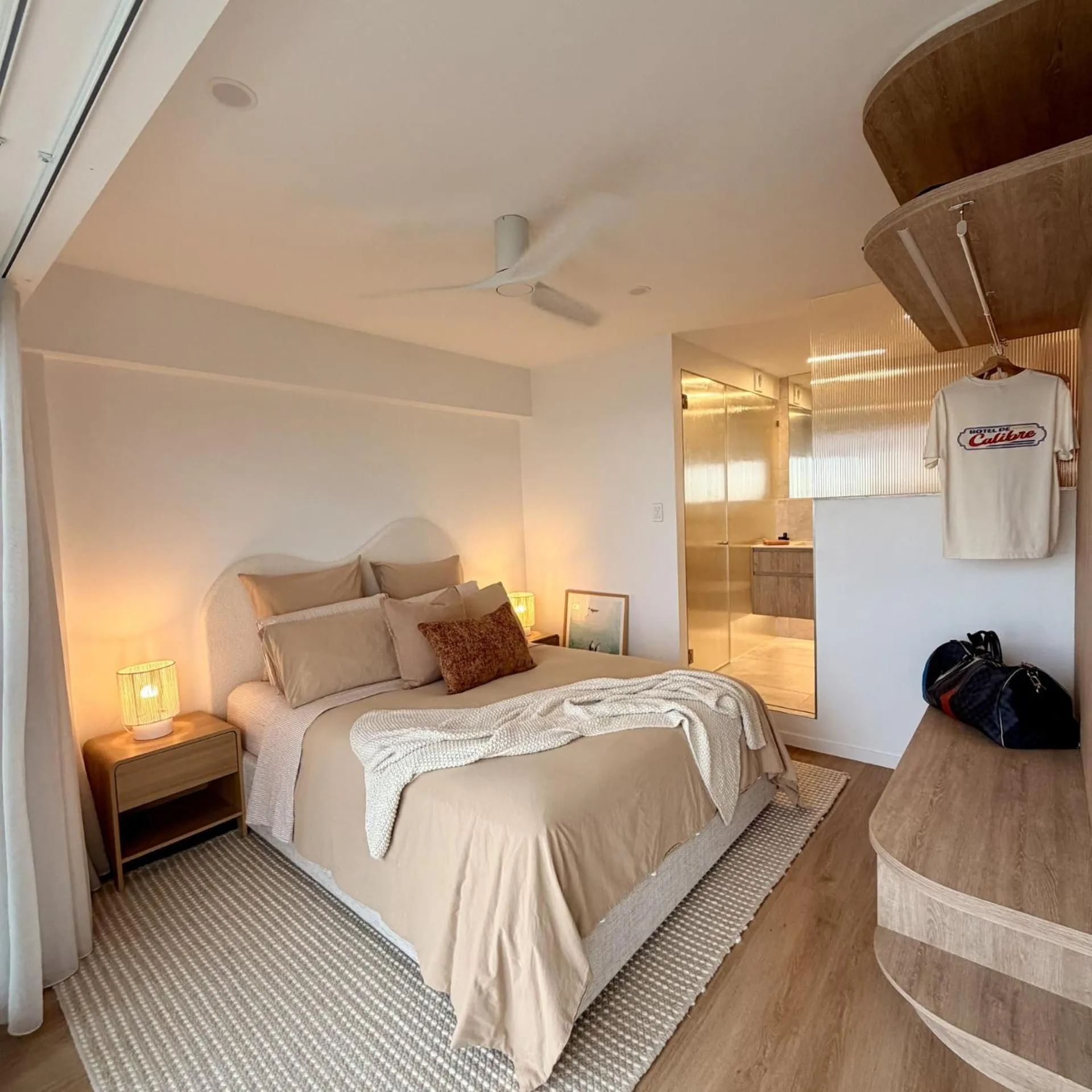 Bed in Hillhaven Holiday Apartments