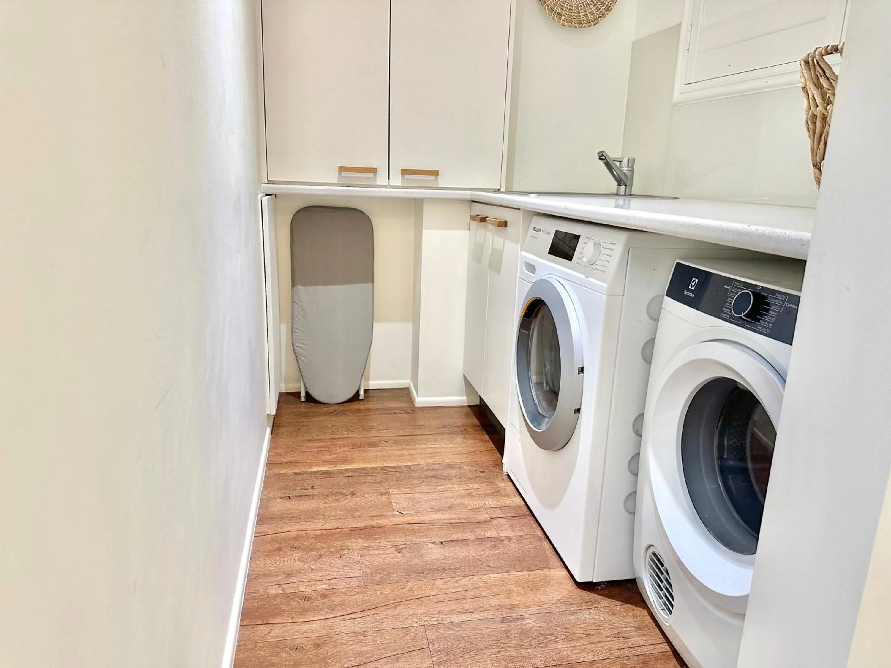 laundry in Hillhaven Holiday Apartments