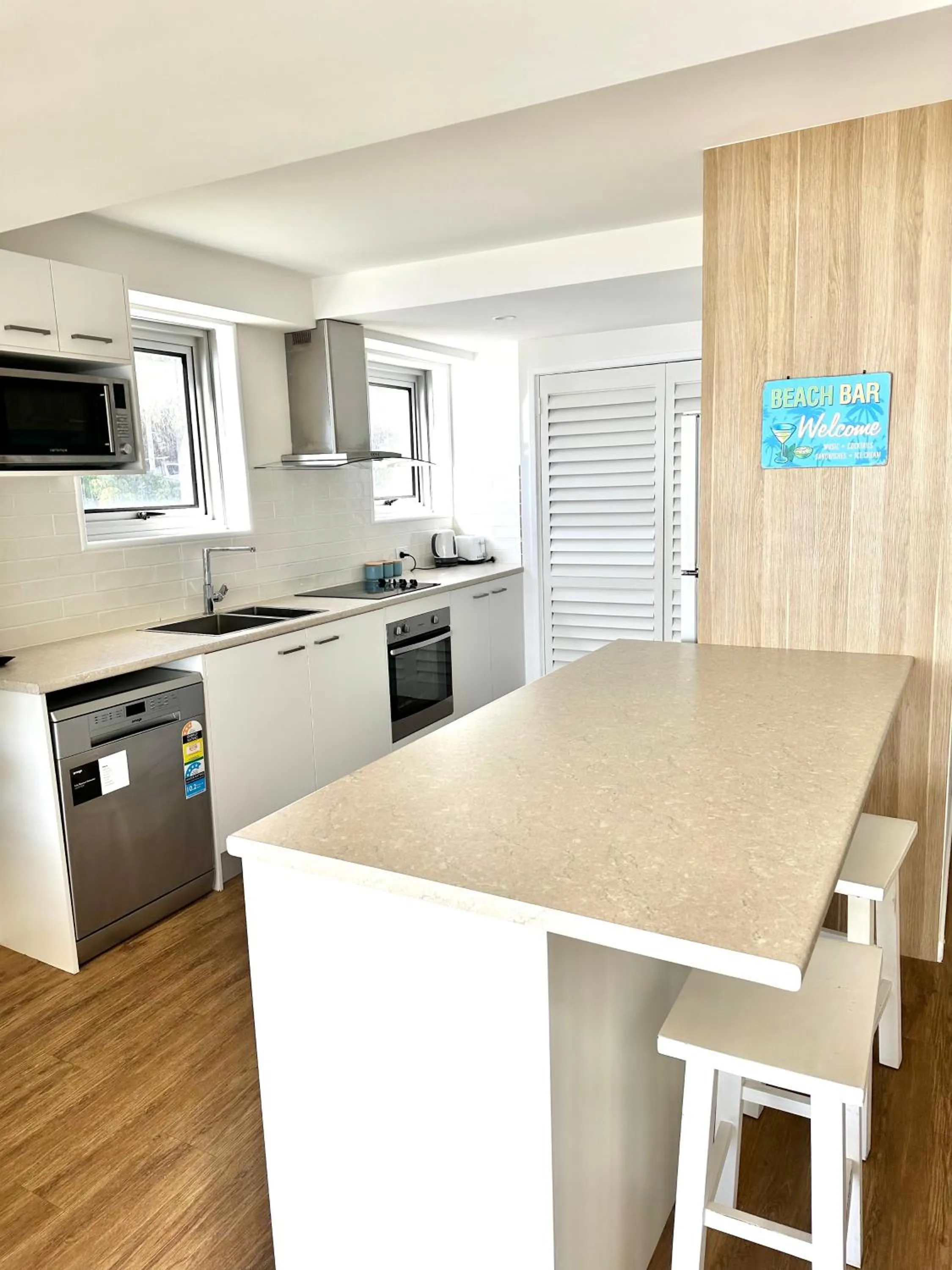 Kitchen or kitchenette in Hillhaven Holiday Apartments