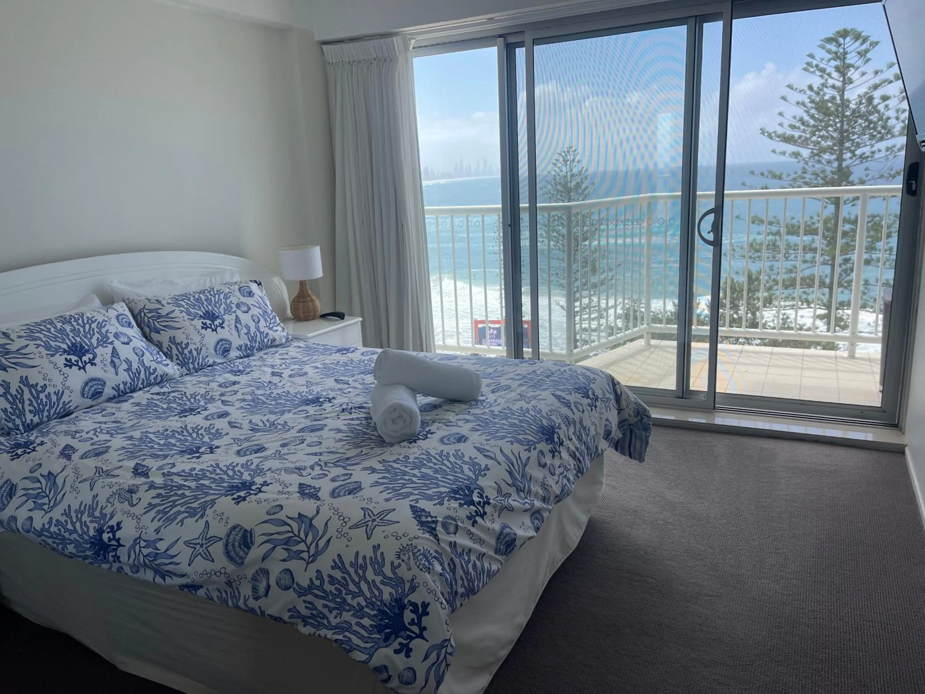 Bedroom, Bed in Hillhaven Holiday Apartments