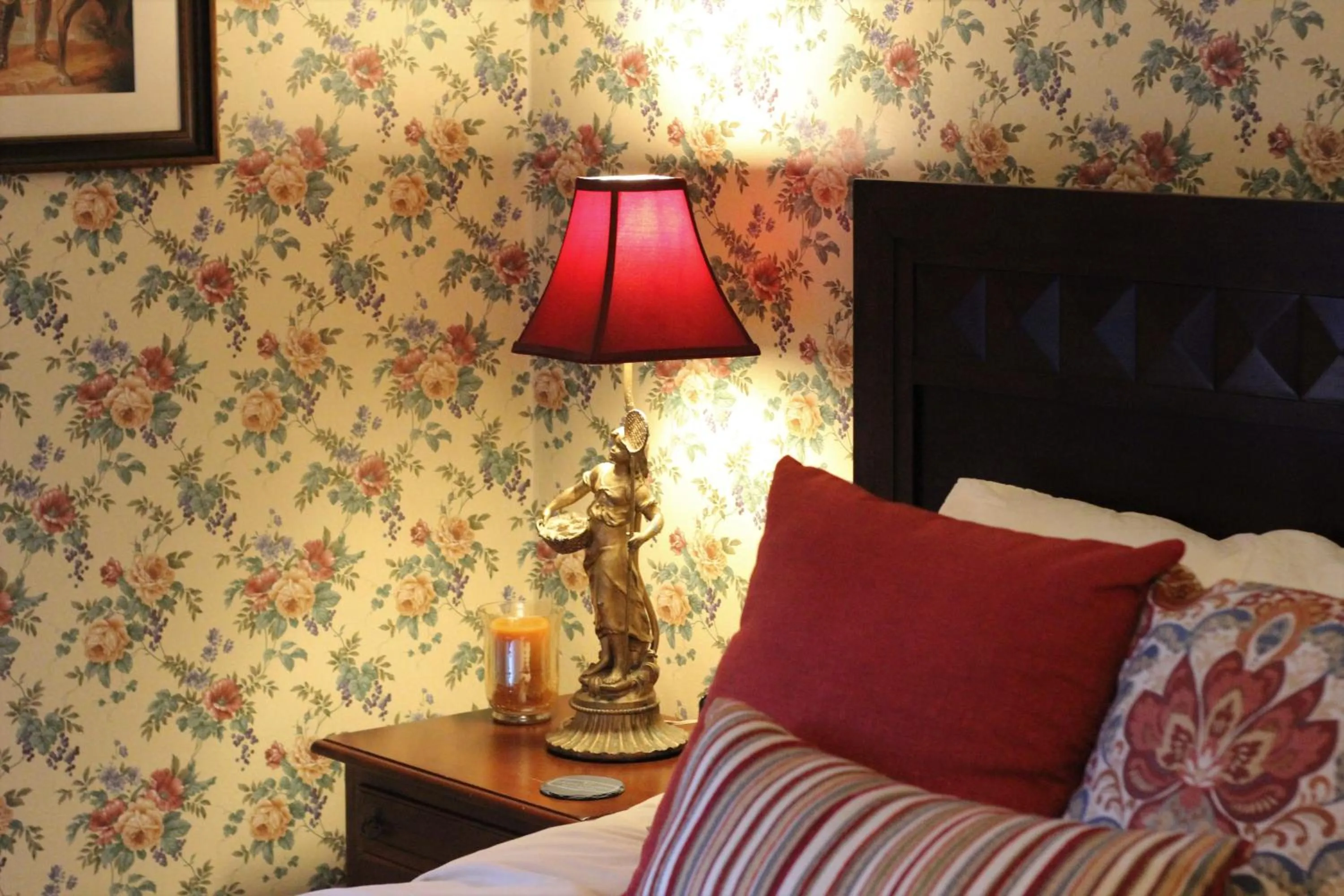 Bedroom, Bed in Grand Colonial Bed and Breakfast