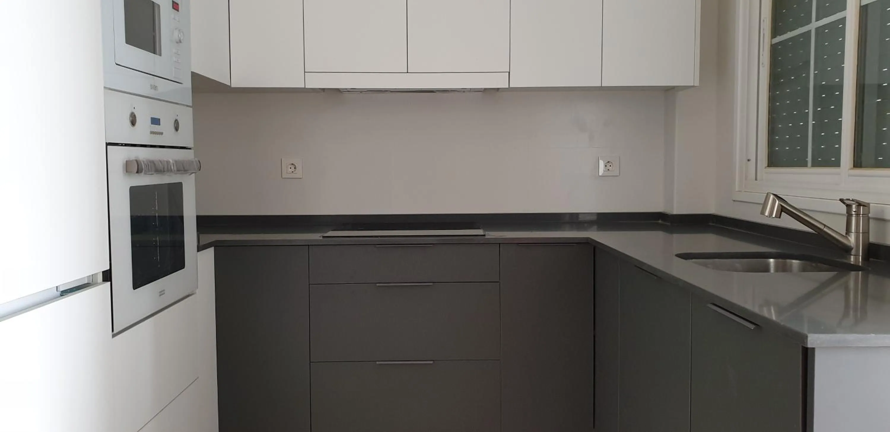 Kitchen or kitchenette in Taymar