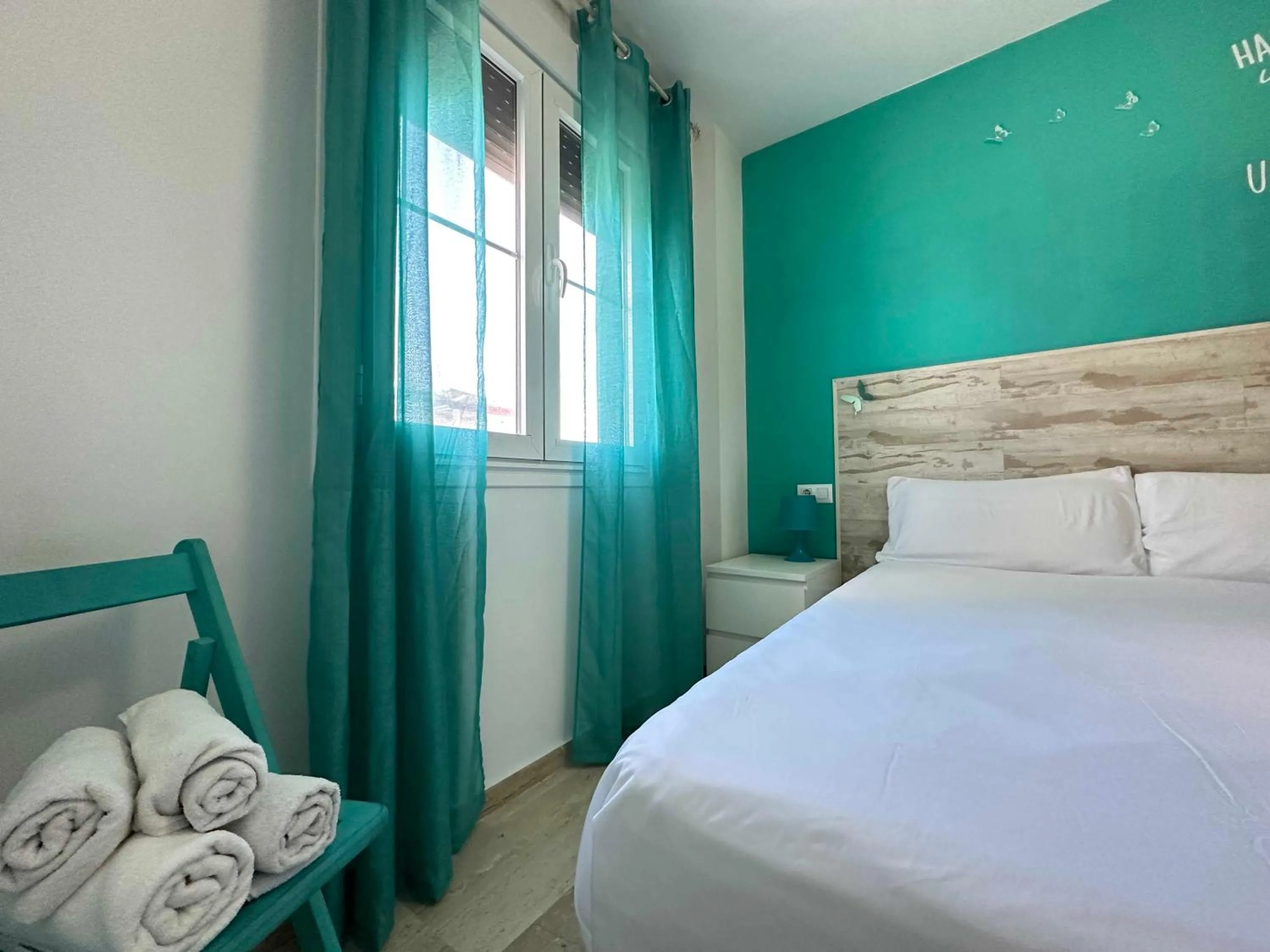 Bed in Taymar