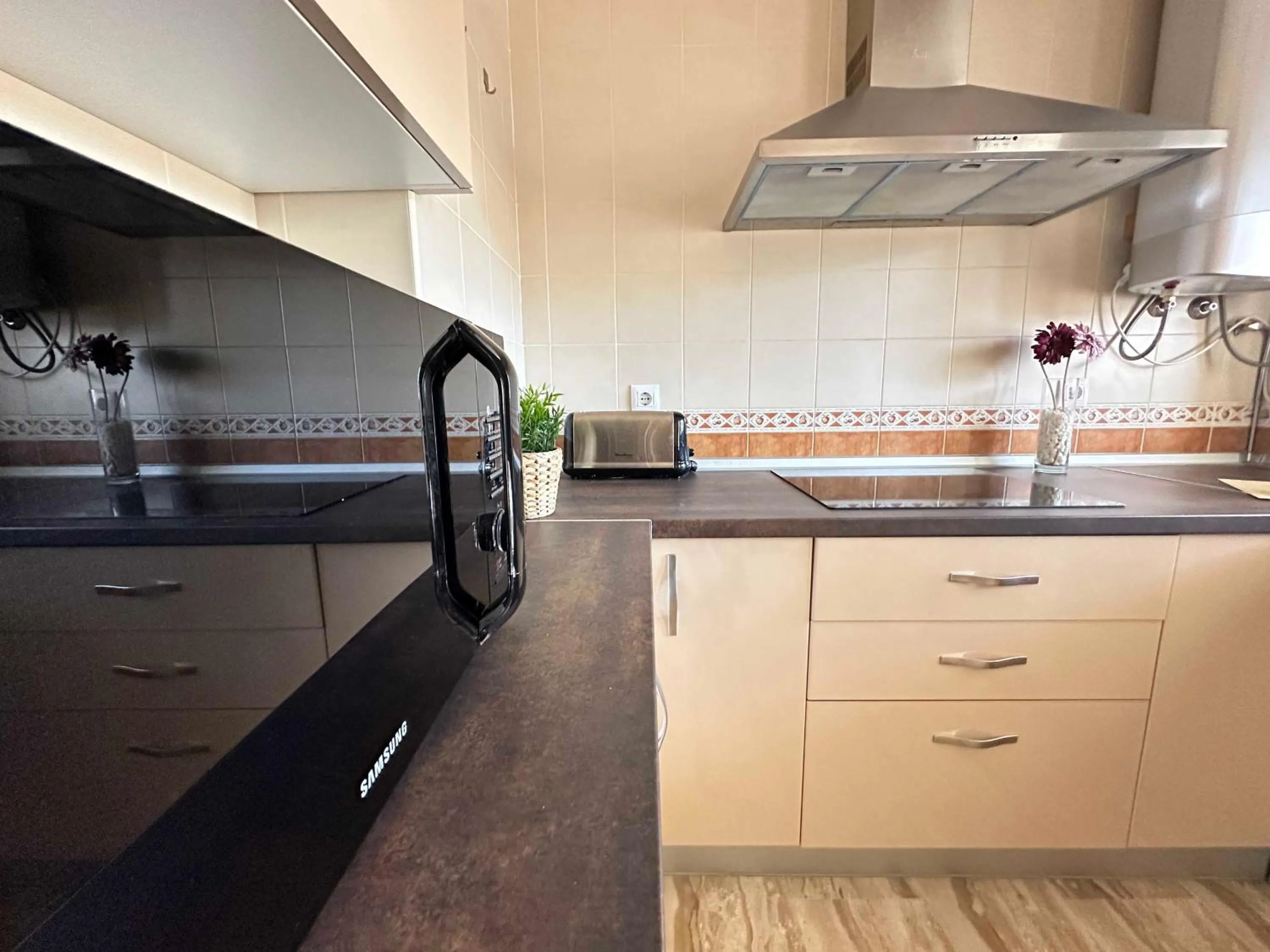 Kitchen or kitchenette in Taymar