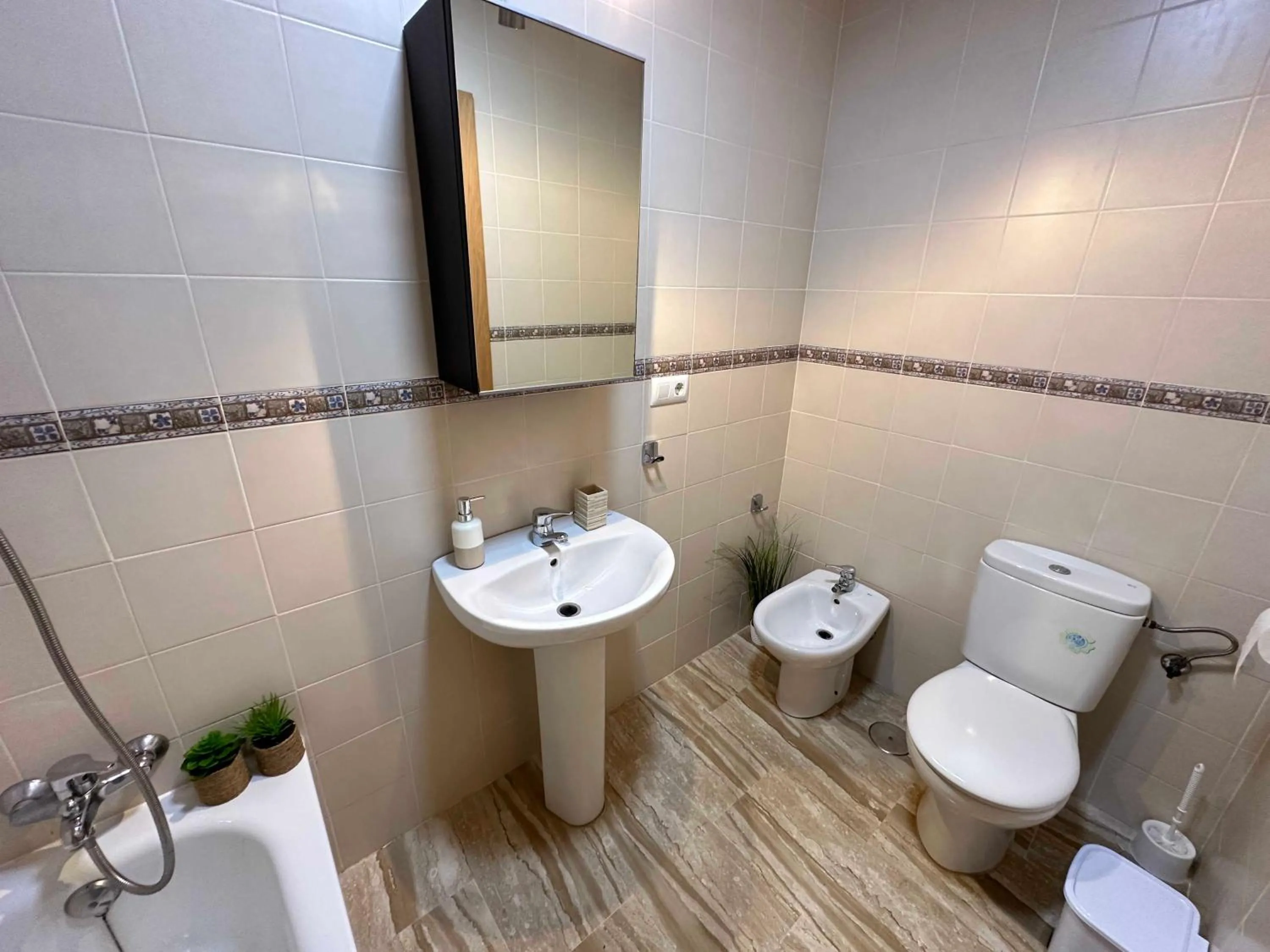 Toilet in Taymar