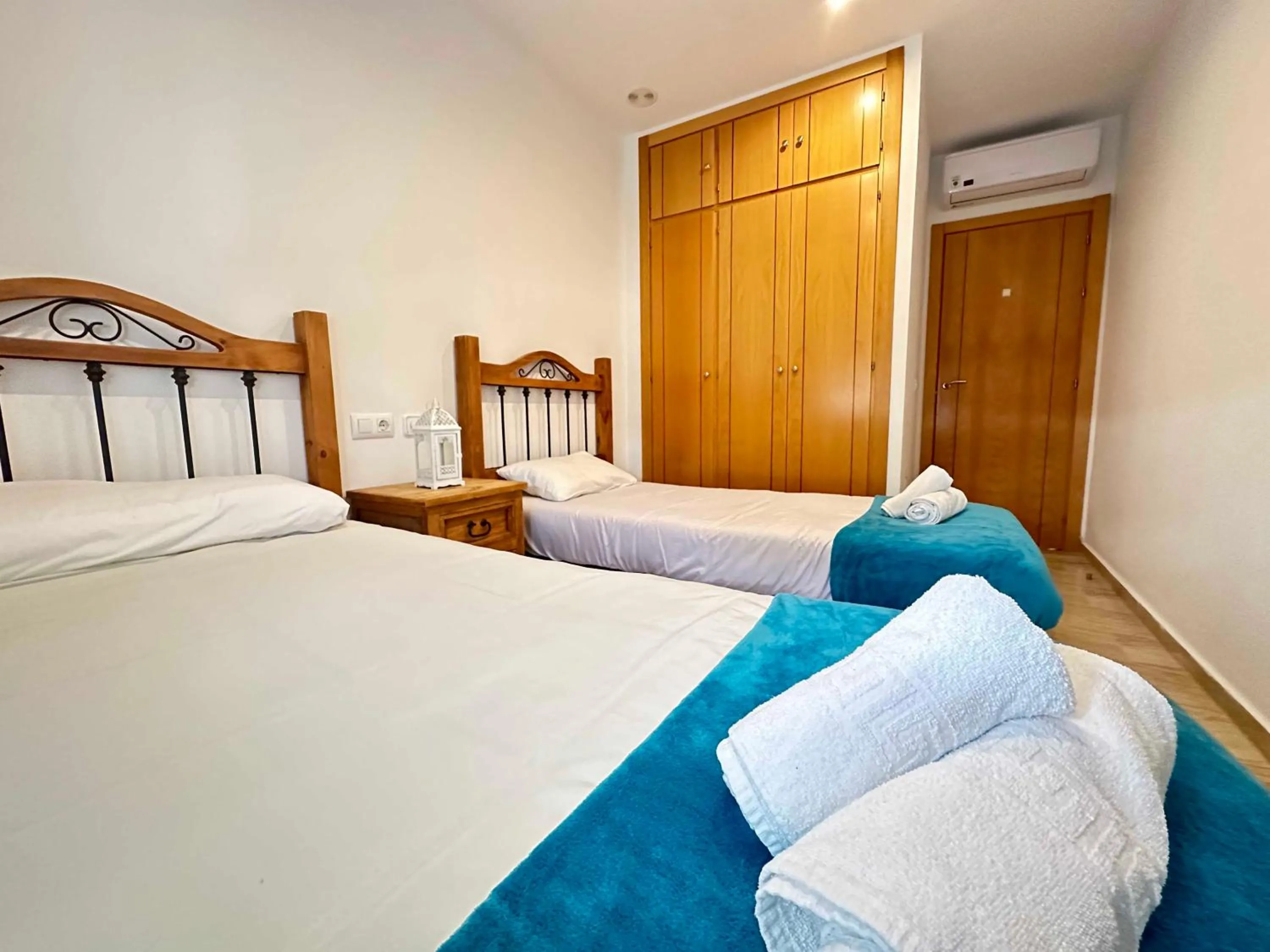 Bed in Taymar