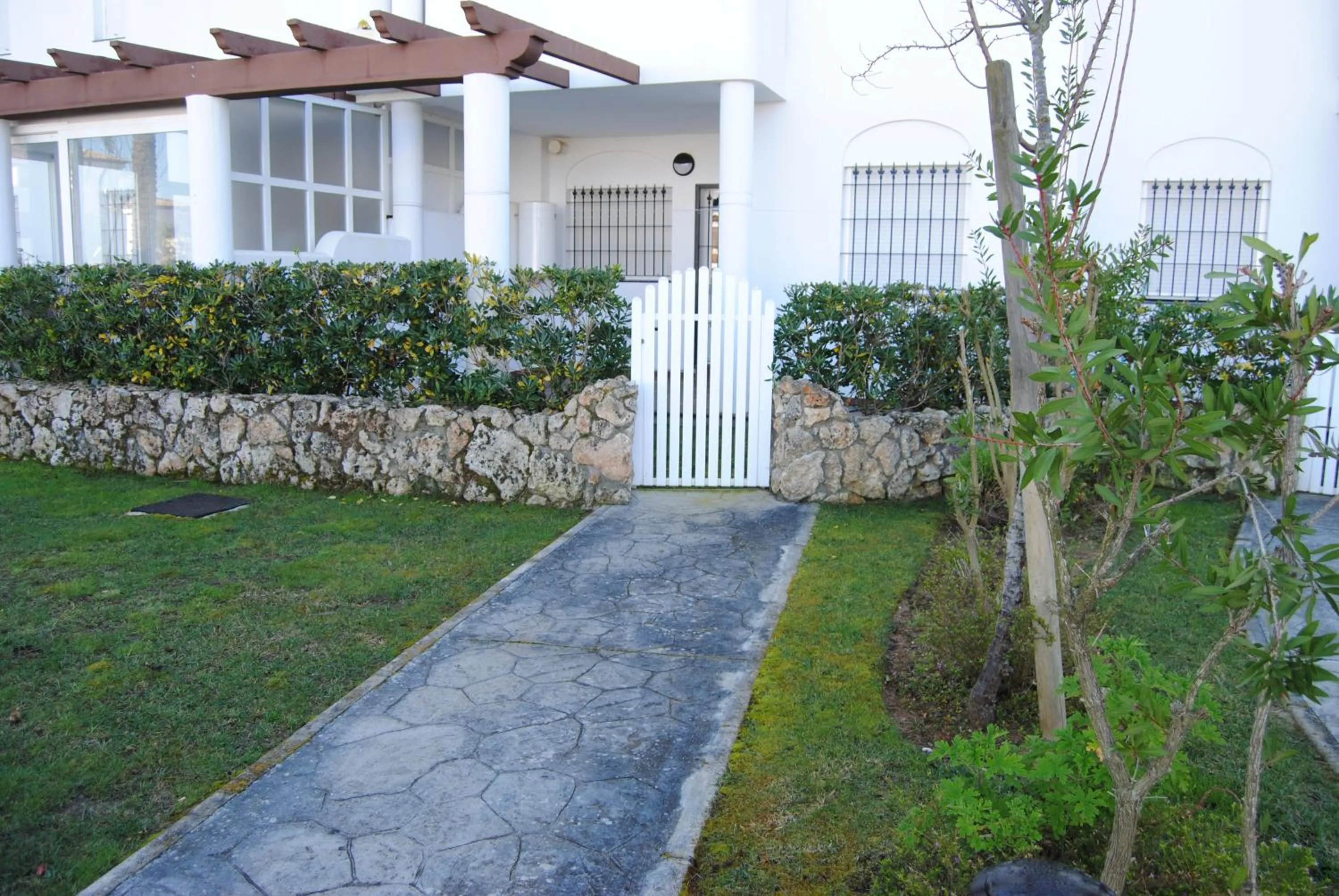 Property building in Taymar