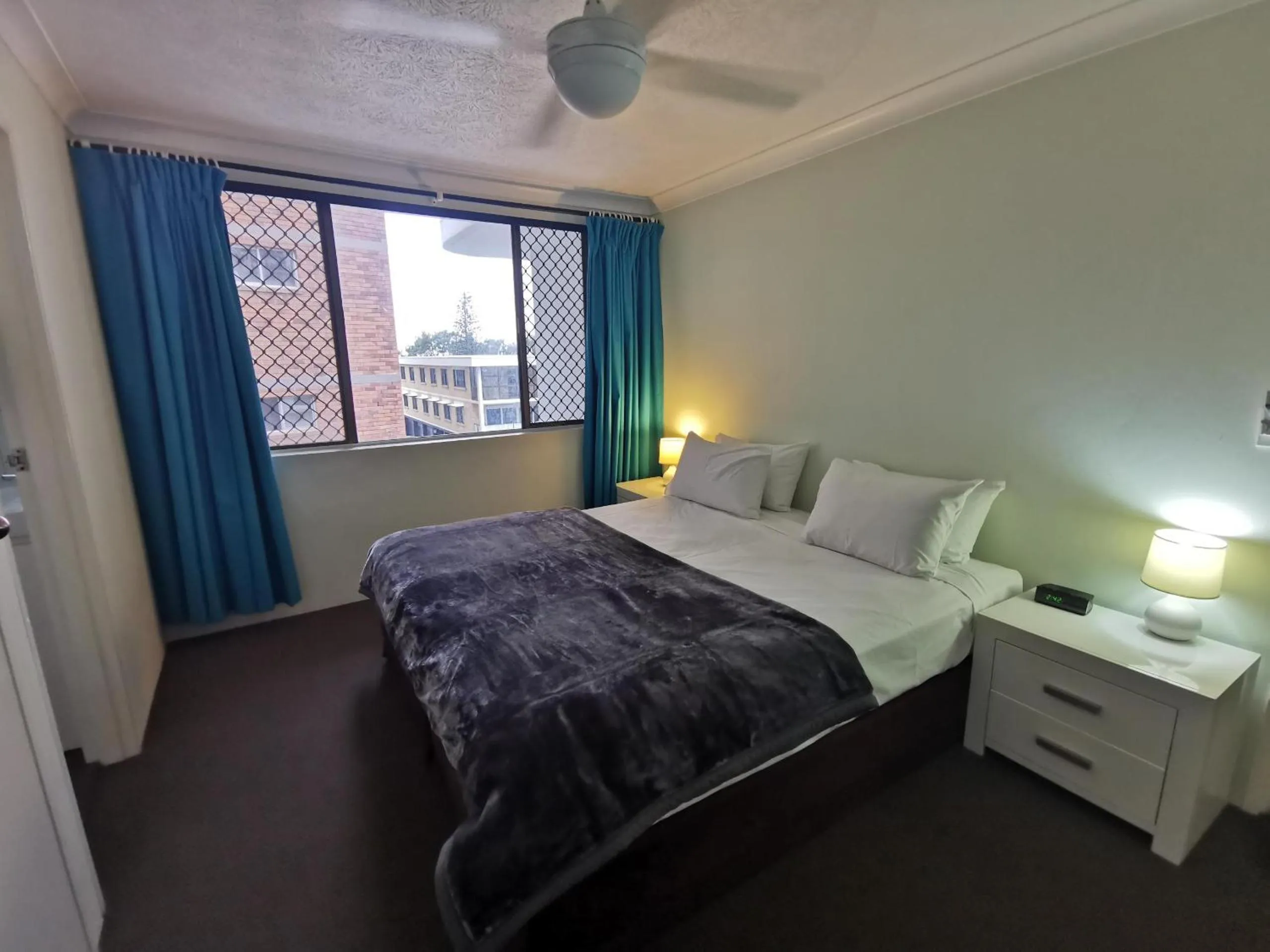 Bedroom, Bed in St Tropez Resort