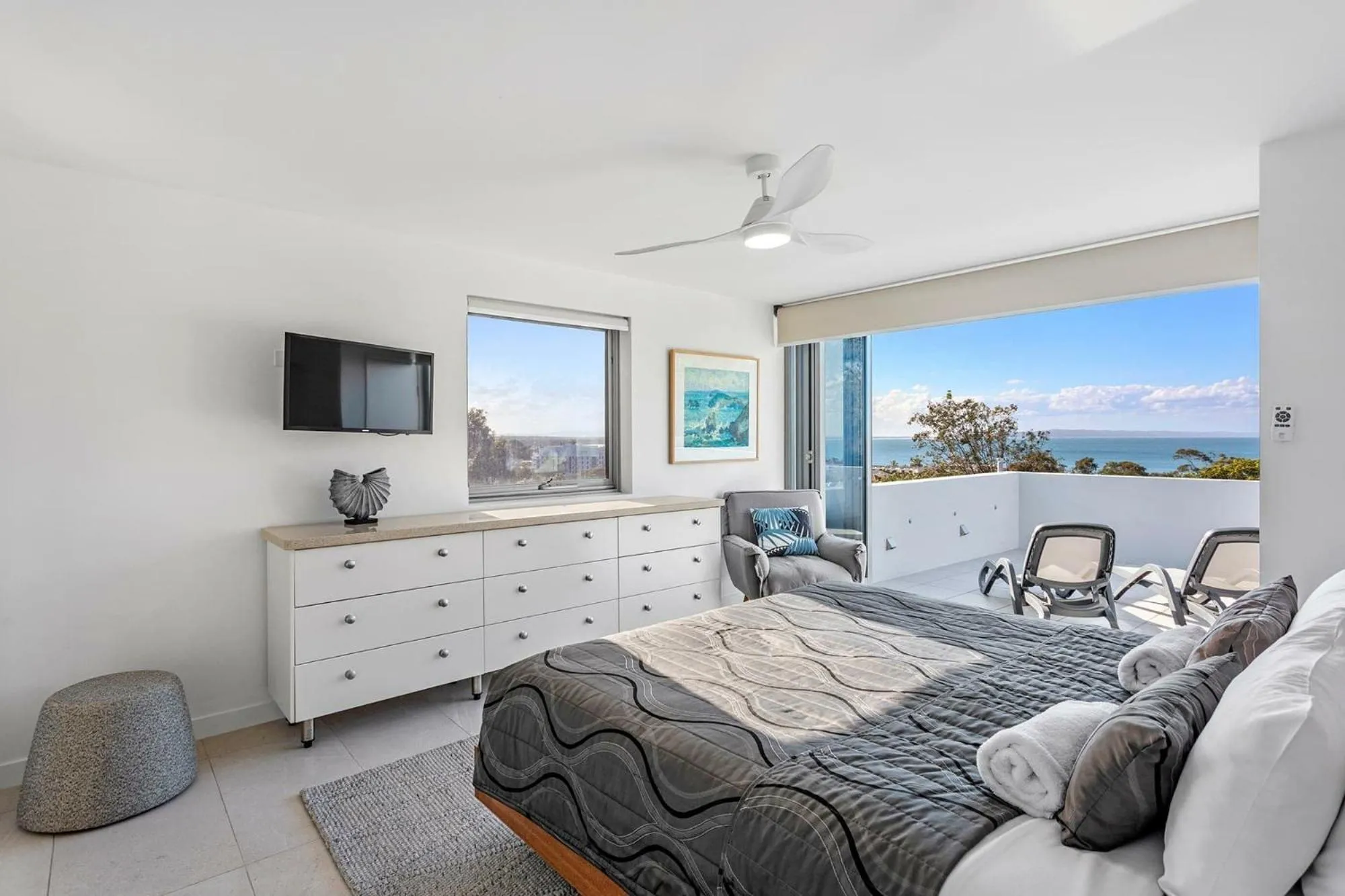 Bed in Picture Point Terraces