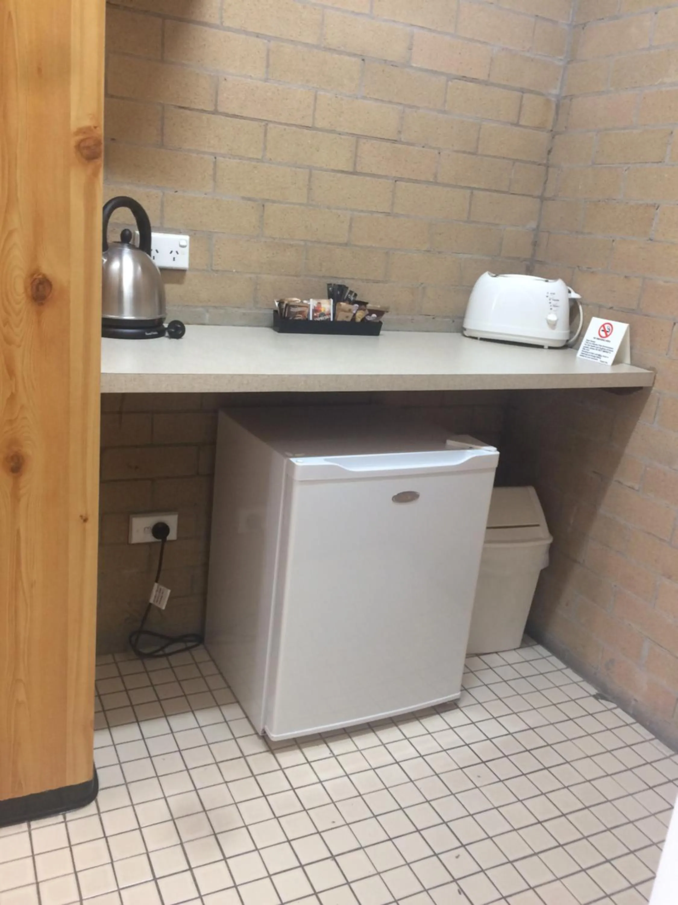 Coffee/tea facilities in Alexander Motor Inn