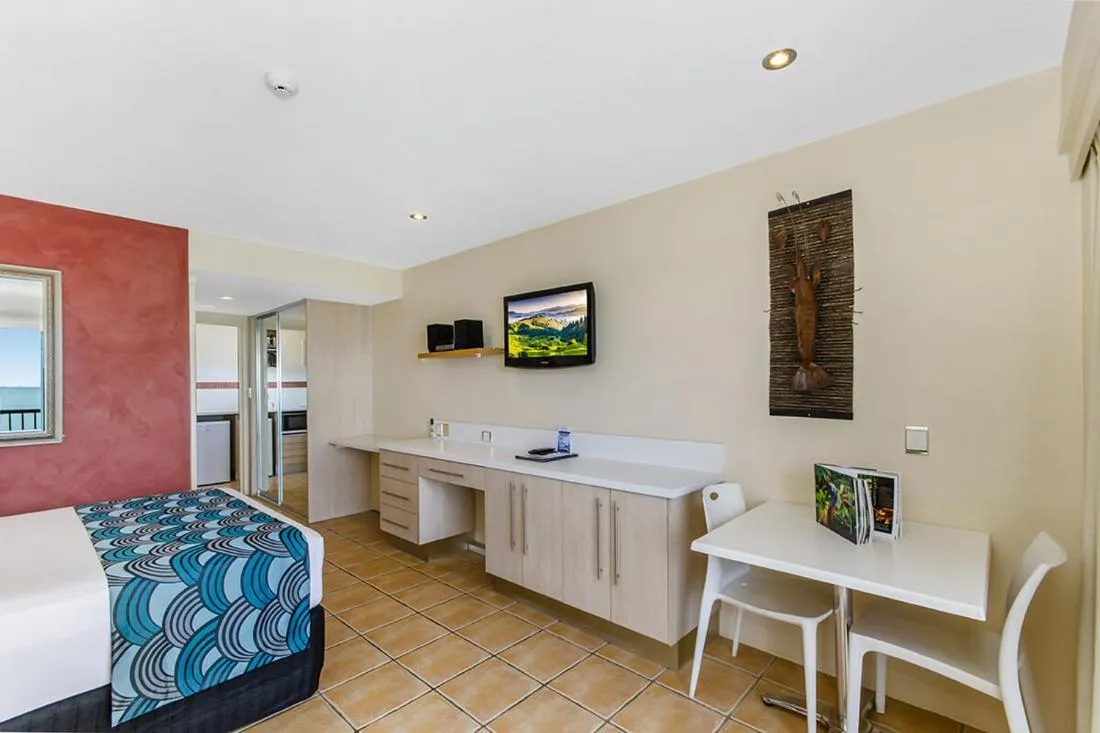 Bed in Aquarius On The Beach