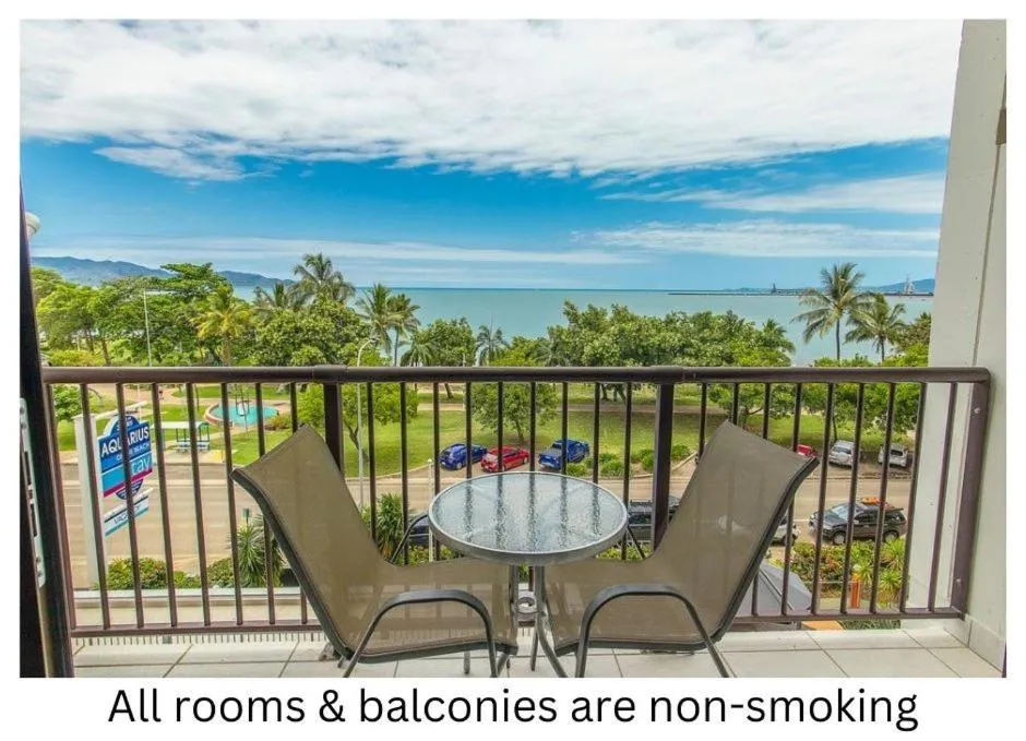 Balcony/Terrace in Aquarius On The Beach