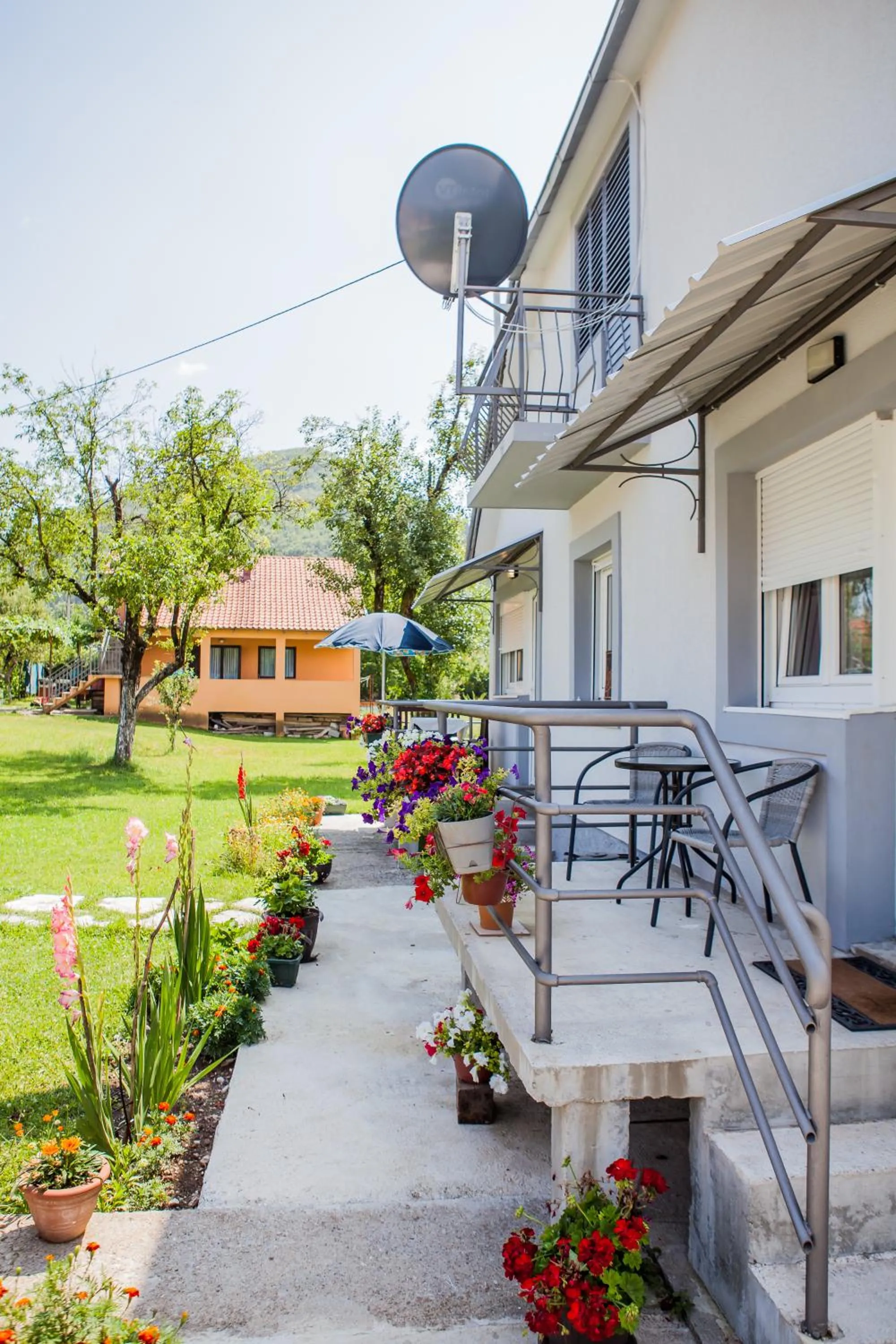 Apartment with Balcony - single occupancy in Apartments Heaven