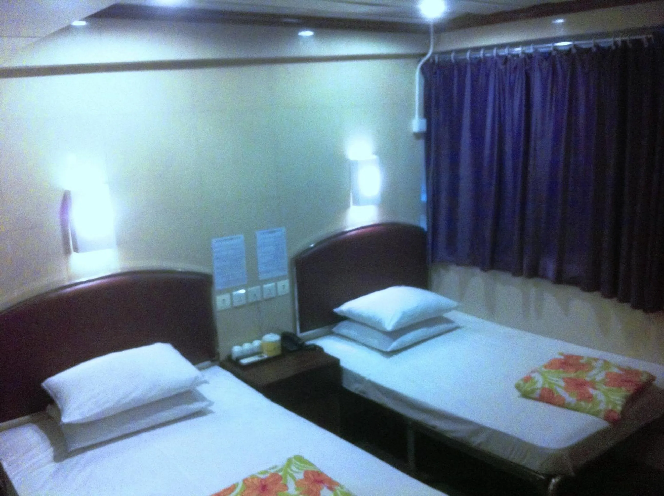 Bed in Kowloon YOUTH Village Tsim Sha Tsui 九龙青年公寓