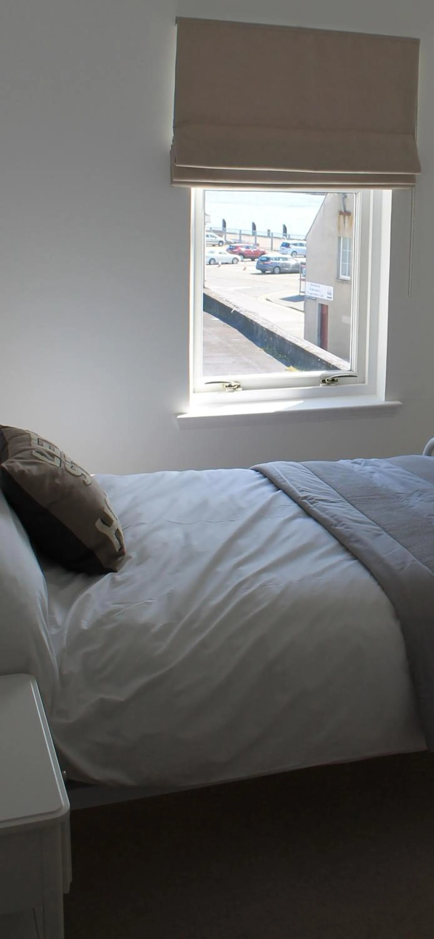 Nearby landmark, Bed in No10 Stornoway Town Centre