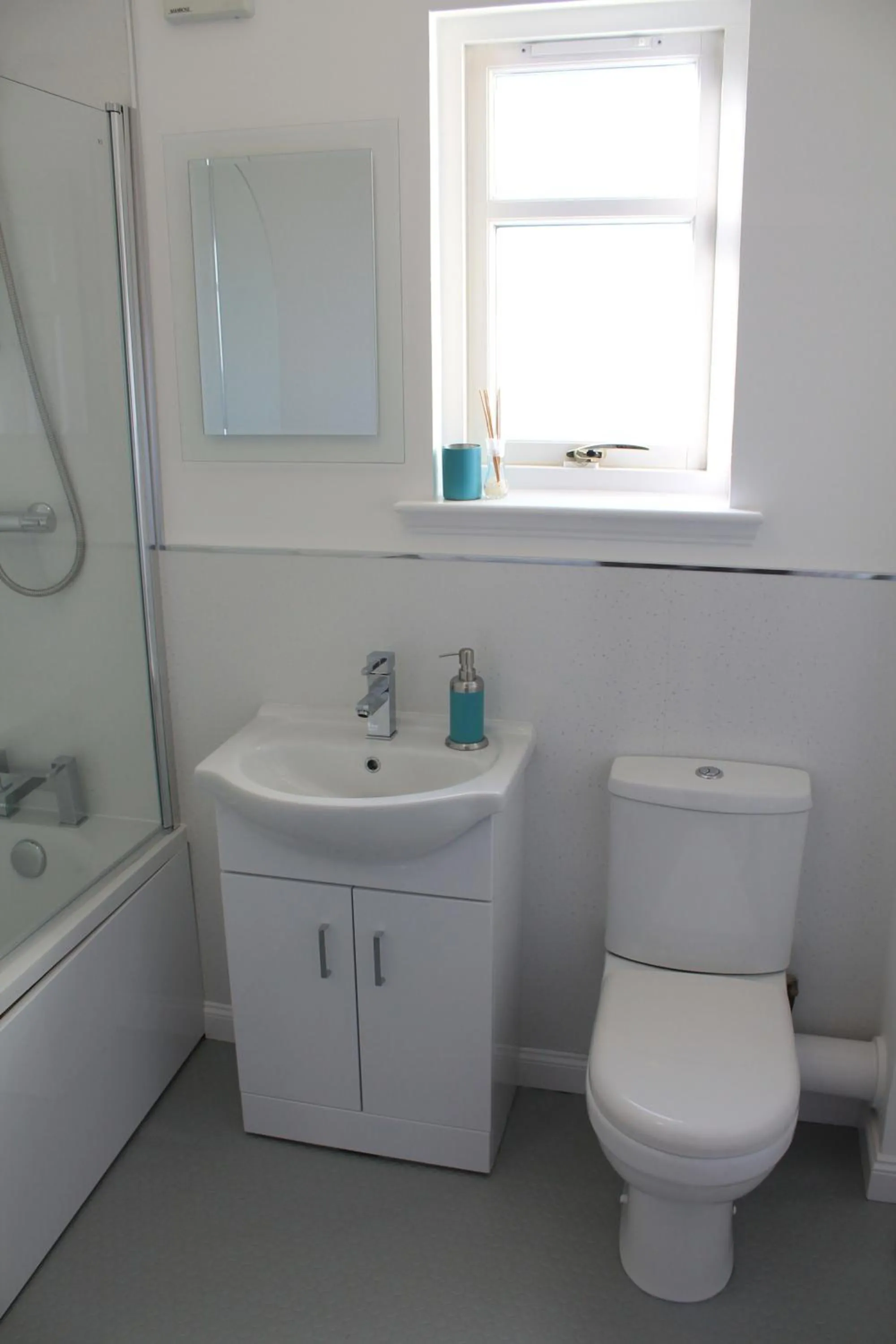 Bathroom in No10 Stornoway Town Centre
