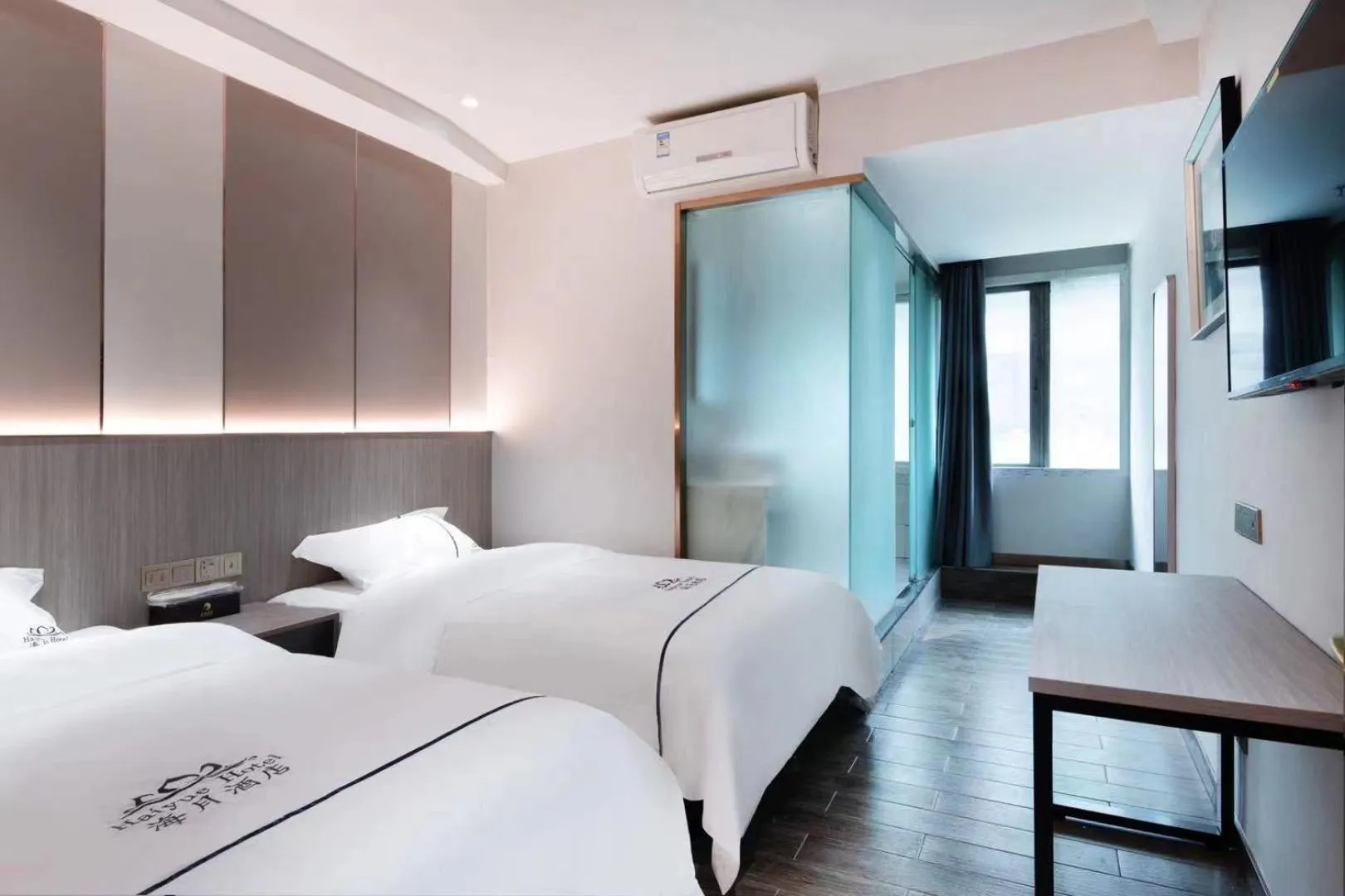 Bedroom in Guangzhou Haiyue Hotel