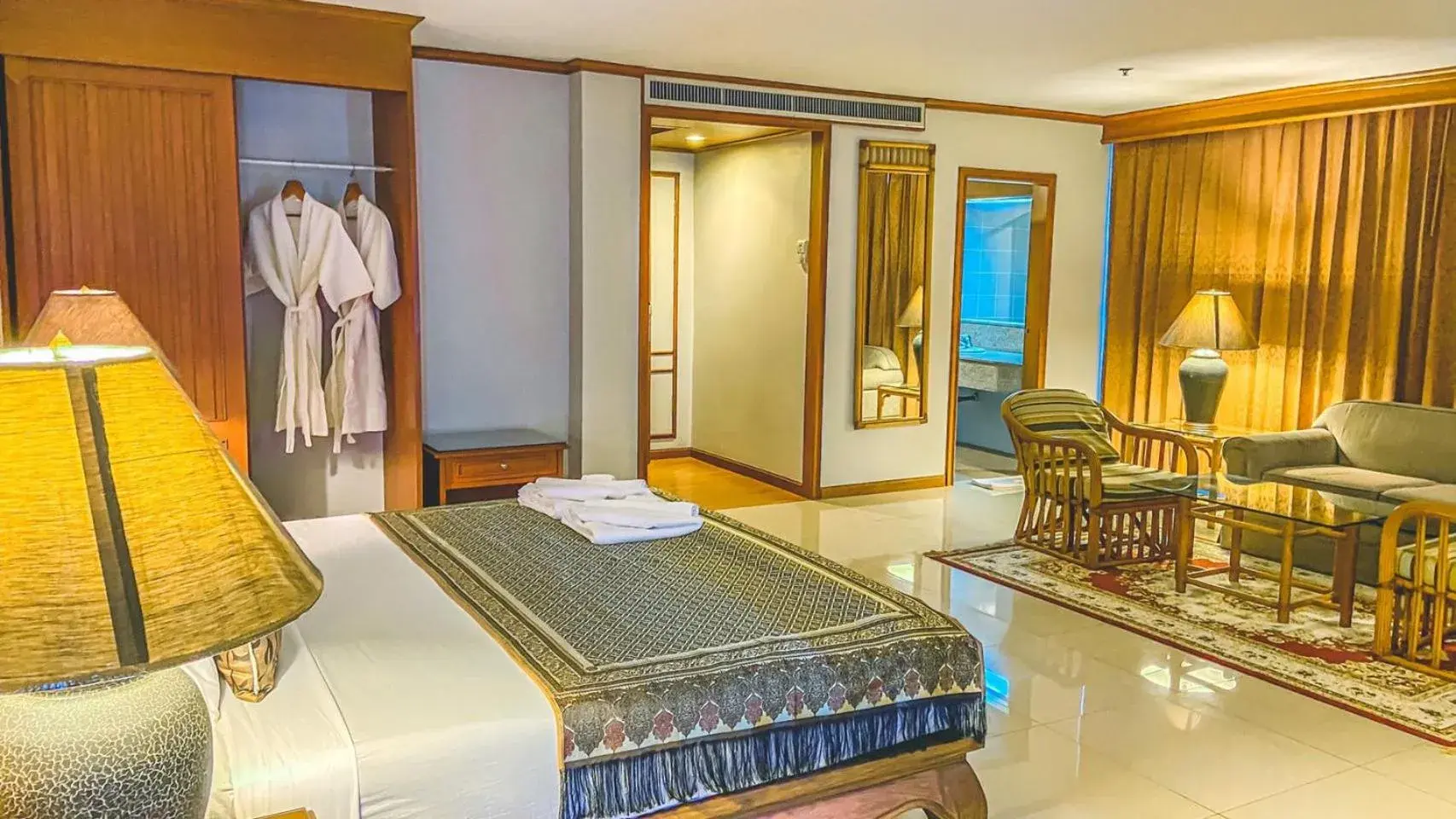 Bedroom, Bed in K Park Grand Hotel Bedroom, Bed in K Park Grand Hotel