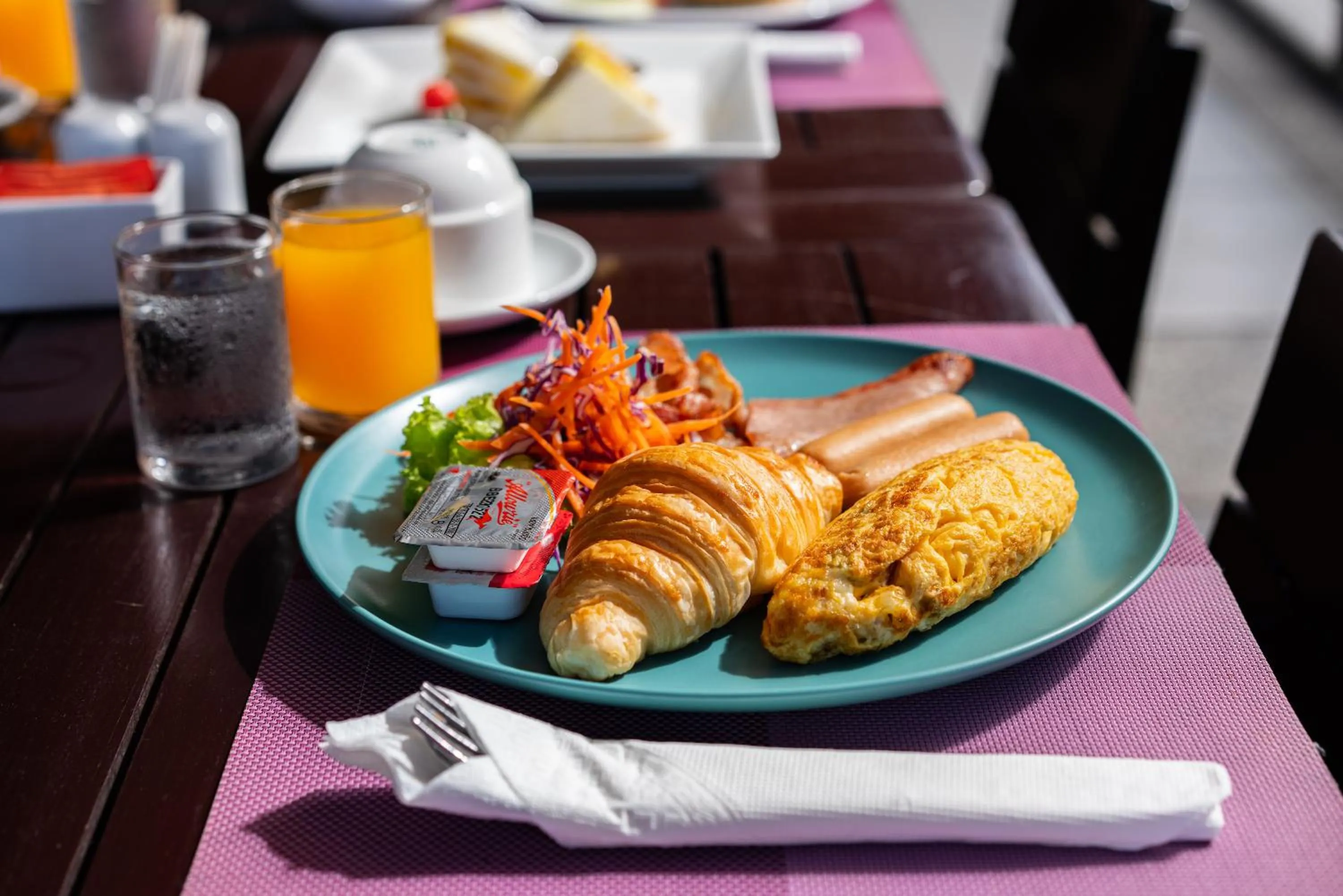 Food in The Leaf Oceanside by Katathani - SHA Extra Plus