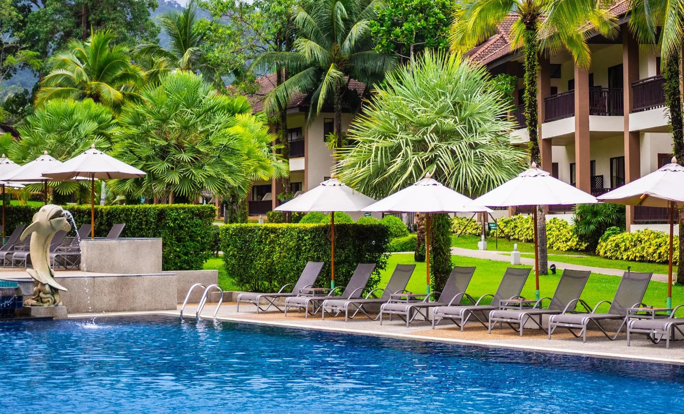 Swimming pool in The Leaf Oceanside by Katathani - SHA Extra Plus