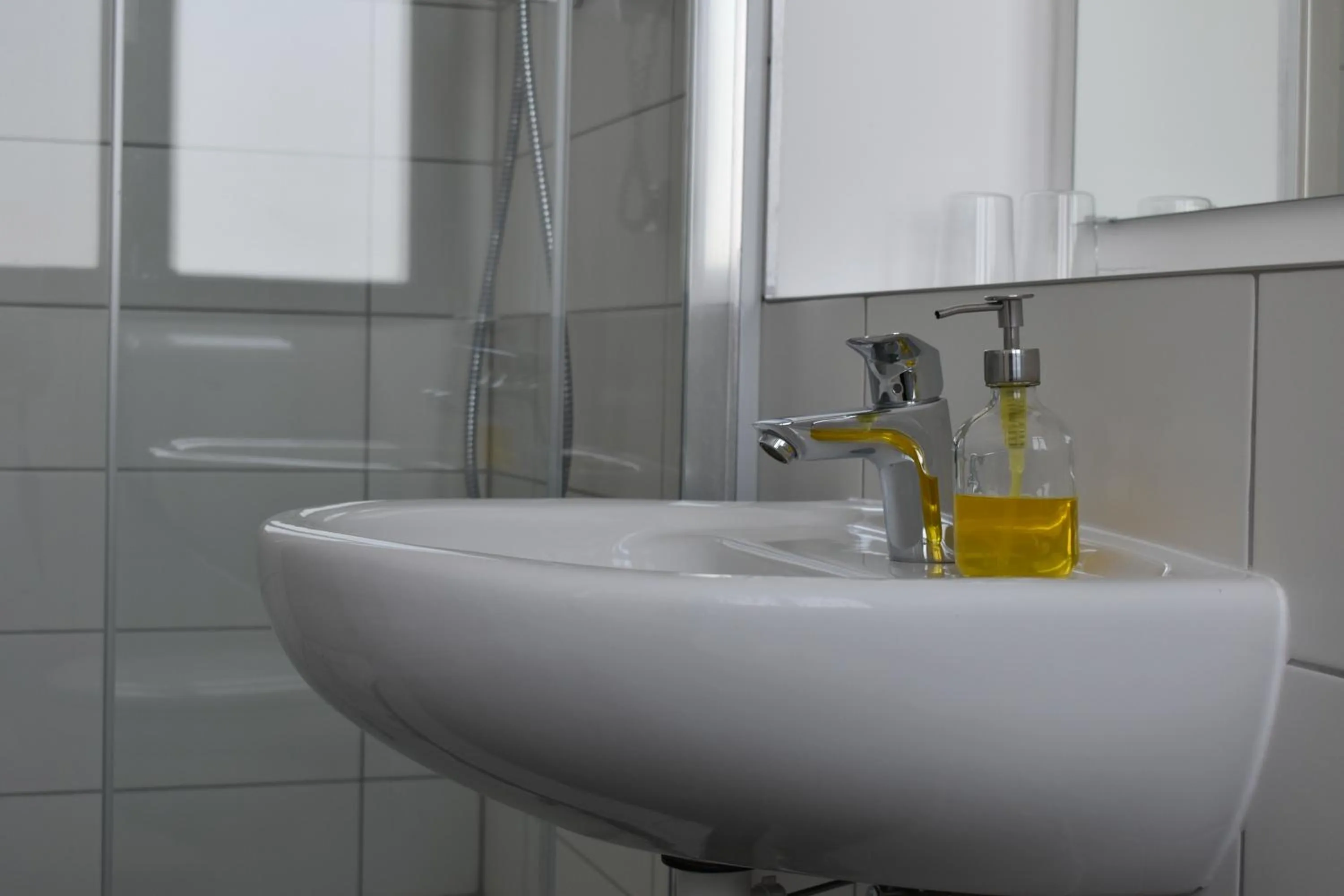 Bathroom in Motel Schönefeld