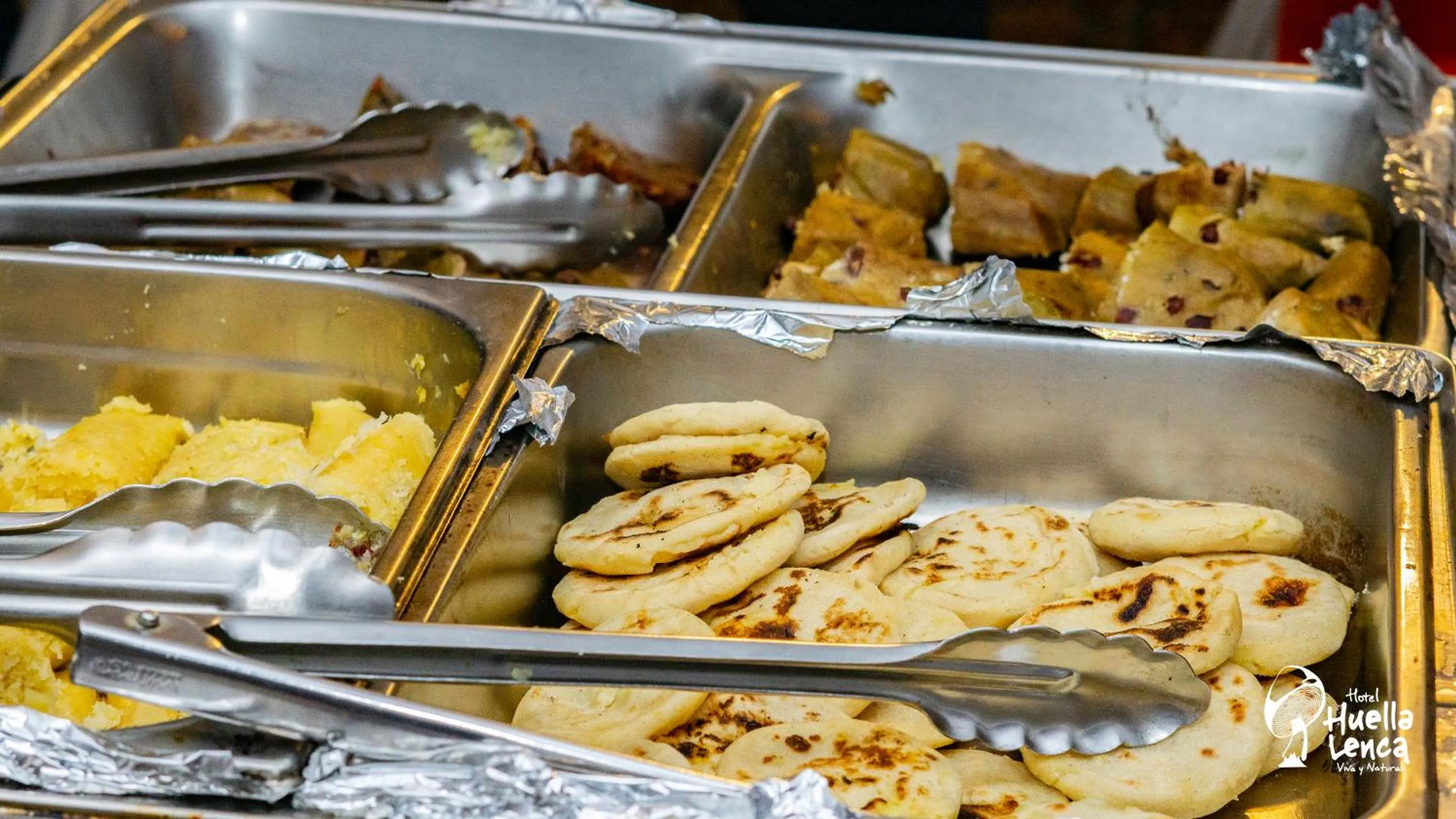 Restaurant/places to eat in Hotel Huella Lenca