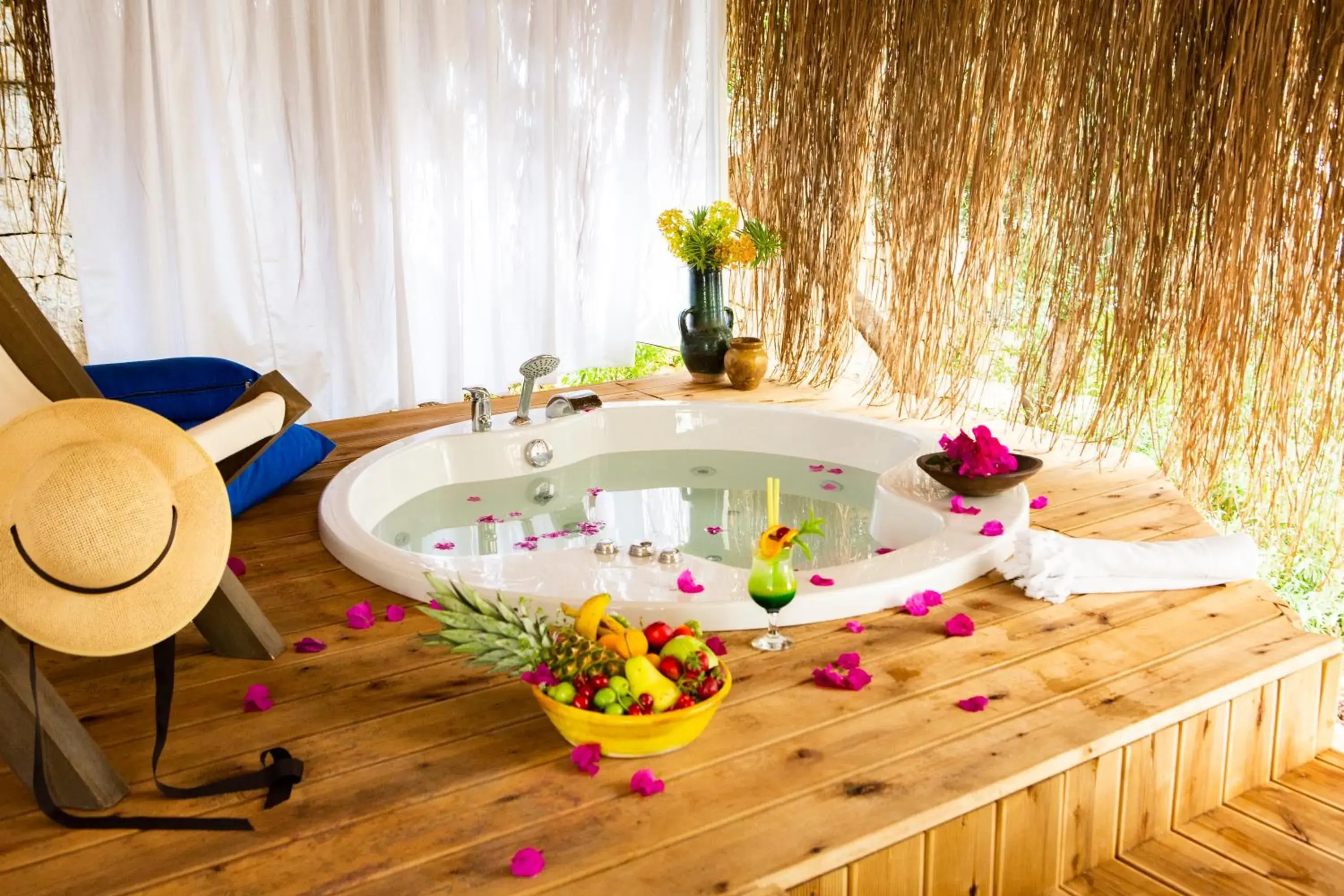 Deluxe Double Room with Spa Bath in Suna Sun Hotel - Adult Only Deluxe Double Room with Spa Bath in Suna Sun Hotel - Adult Only