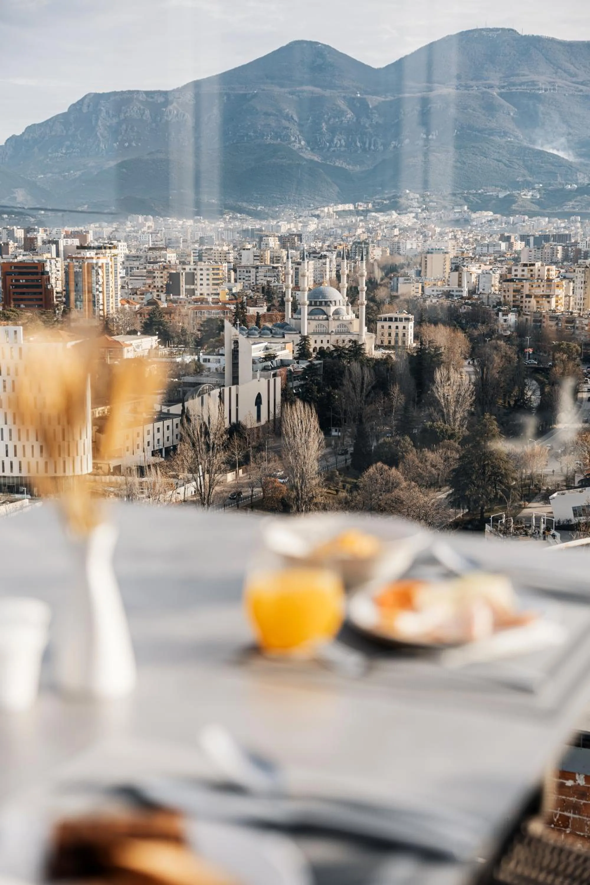 Restaurant/places to eat in Sky Hotel Tirana