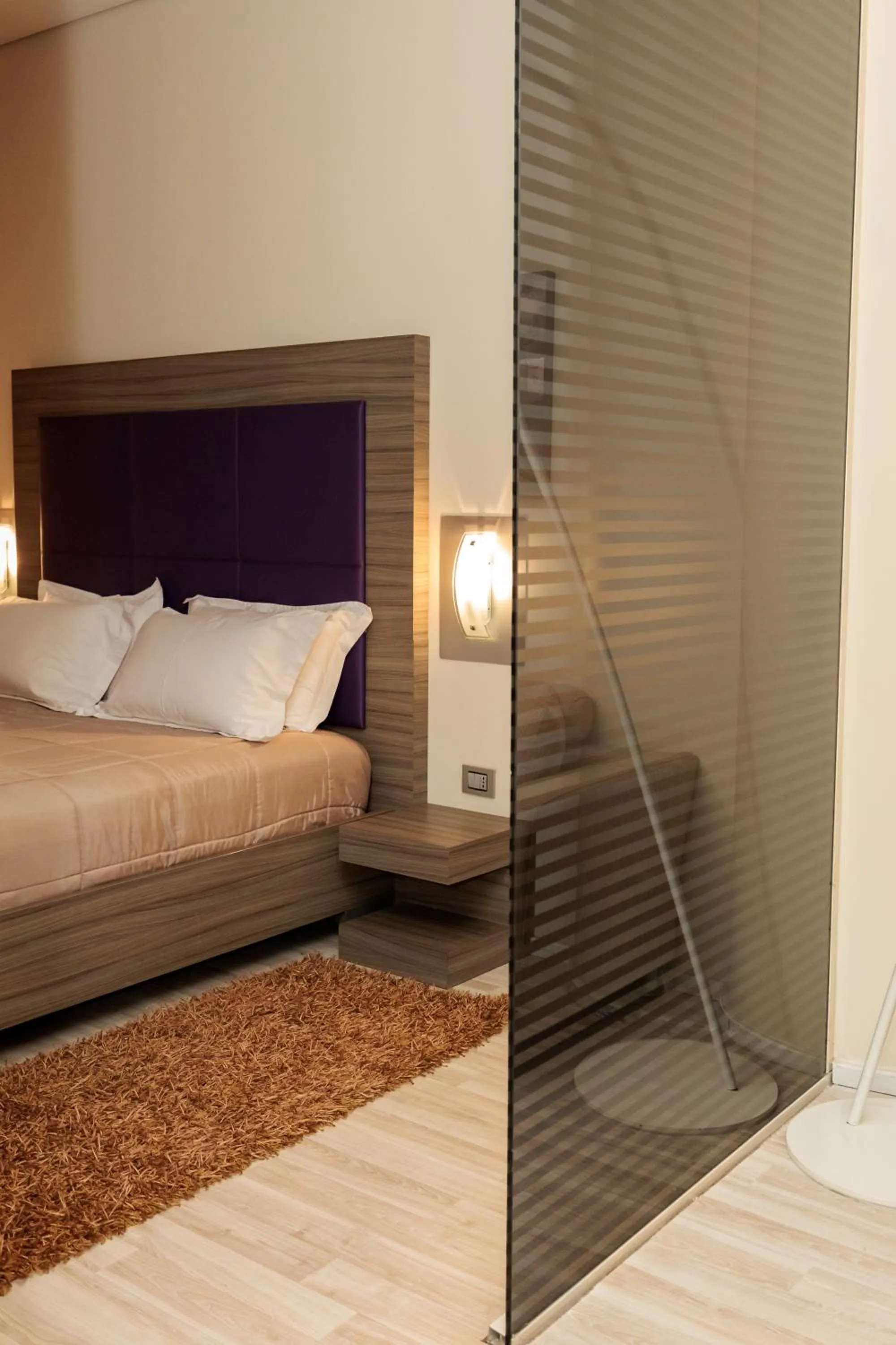 Bed in Sky Hotel Tirana