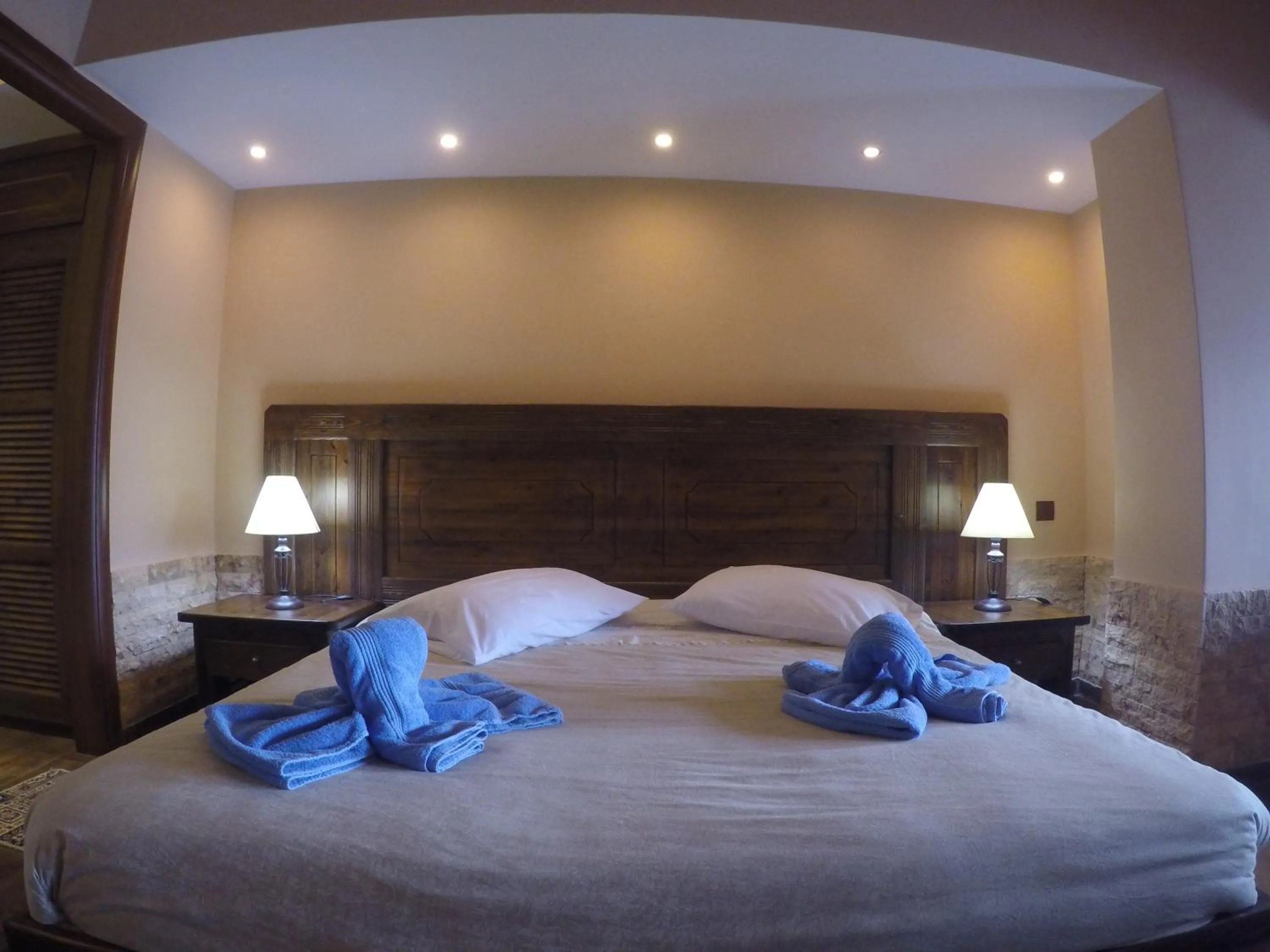 Bed in Hotel Loggas