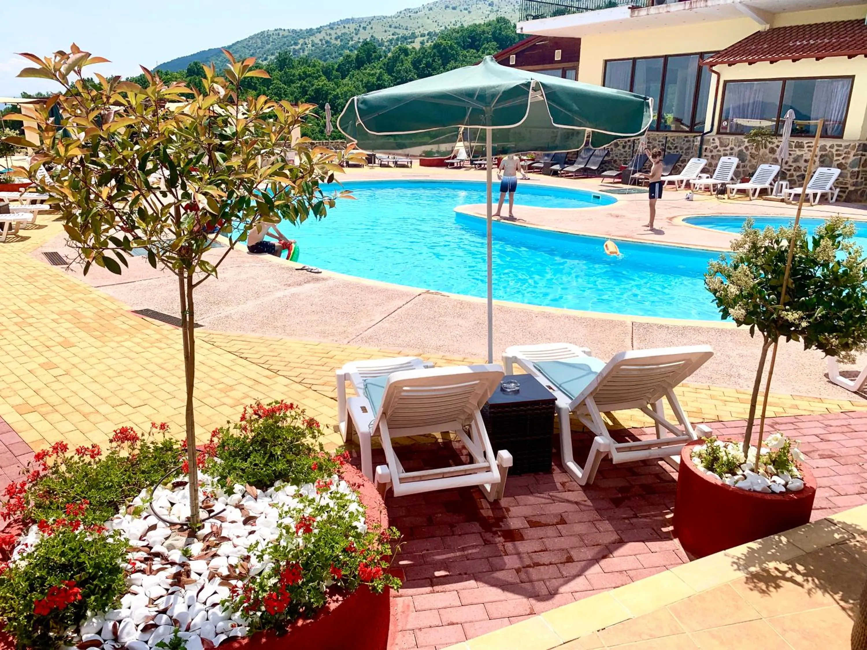 Swimming pool in Hotel Loggas