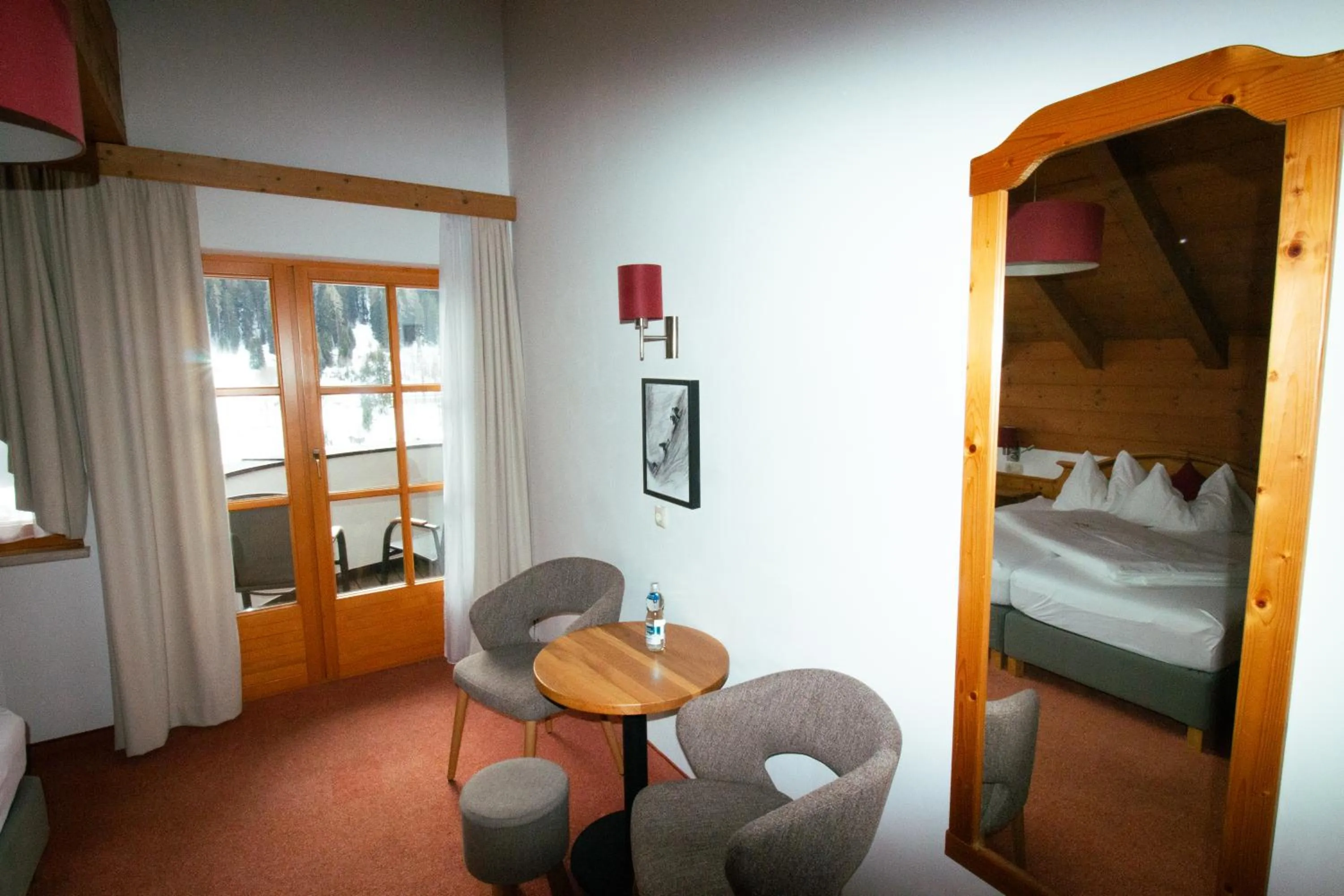 Bed in Aparthotel Alpin Life