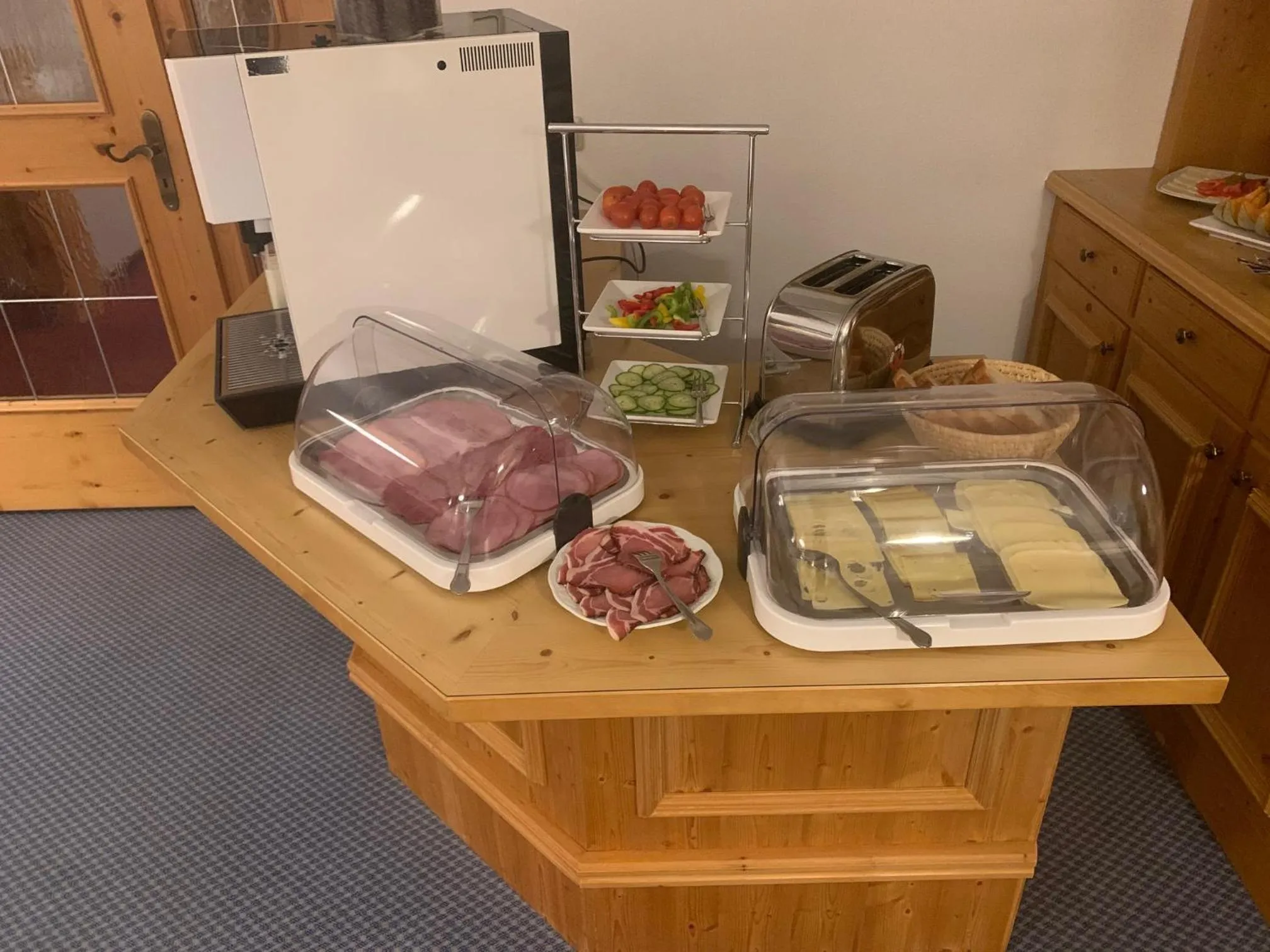 Breakfast in Aparthotel Alpin Life