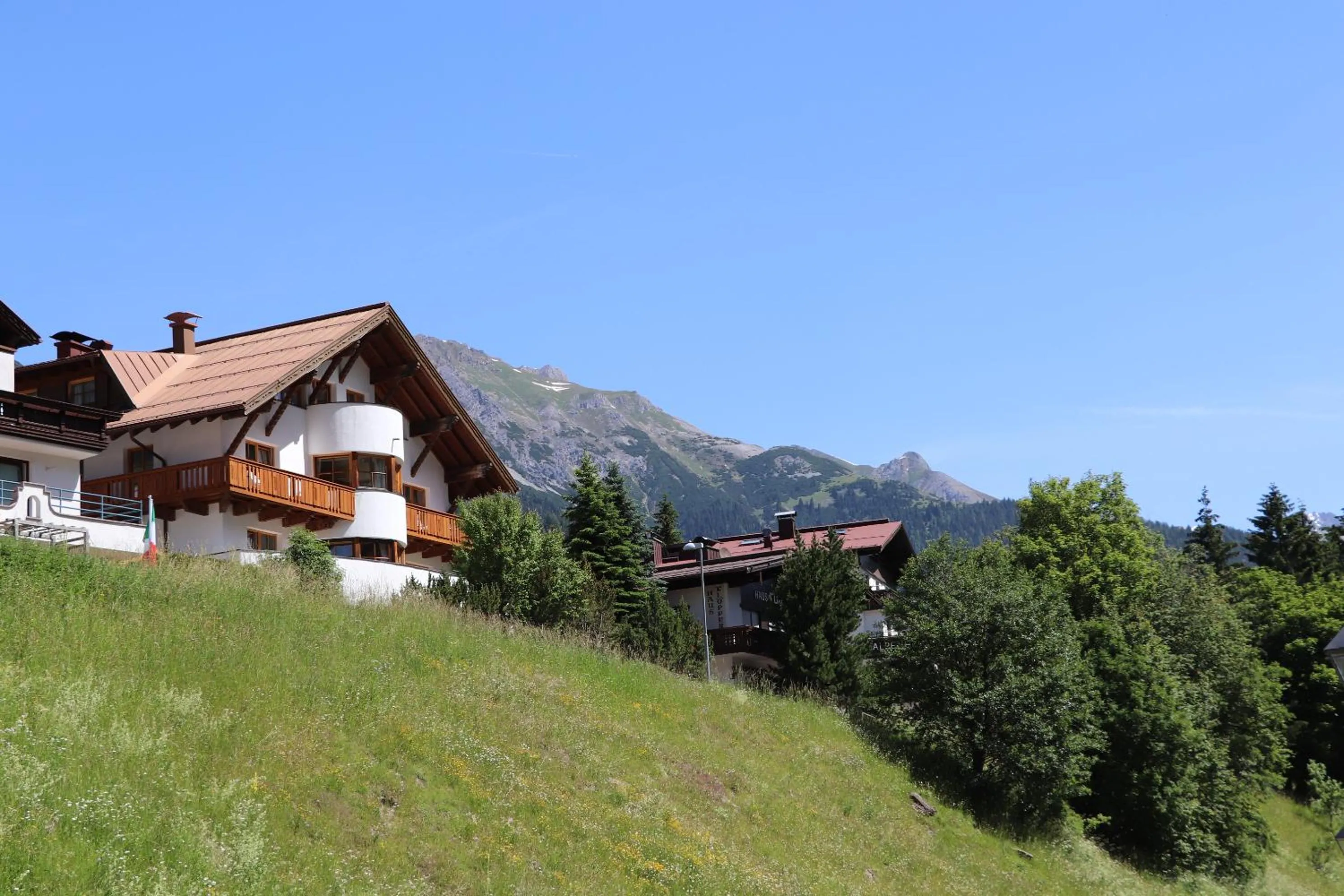 Property building in Aparthotel Alpin Life