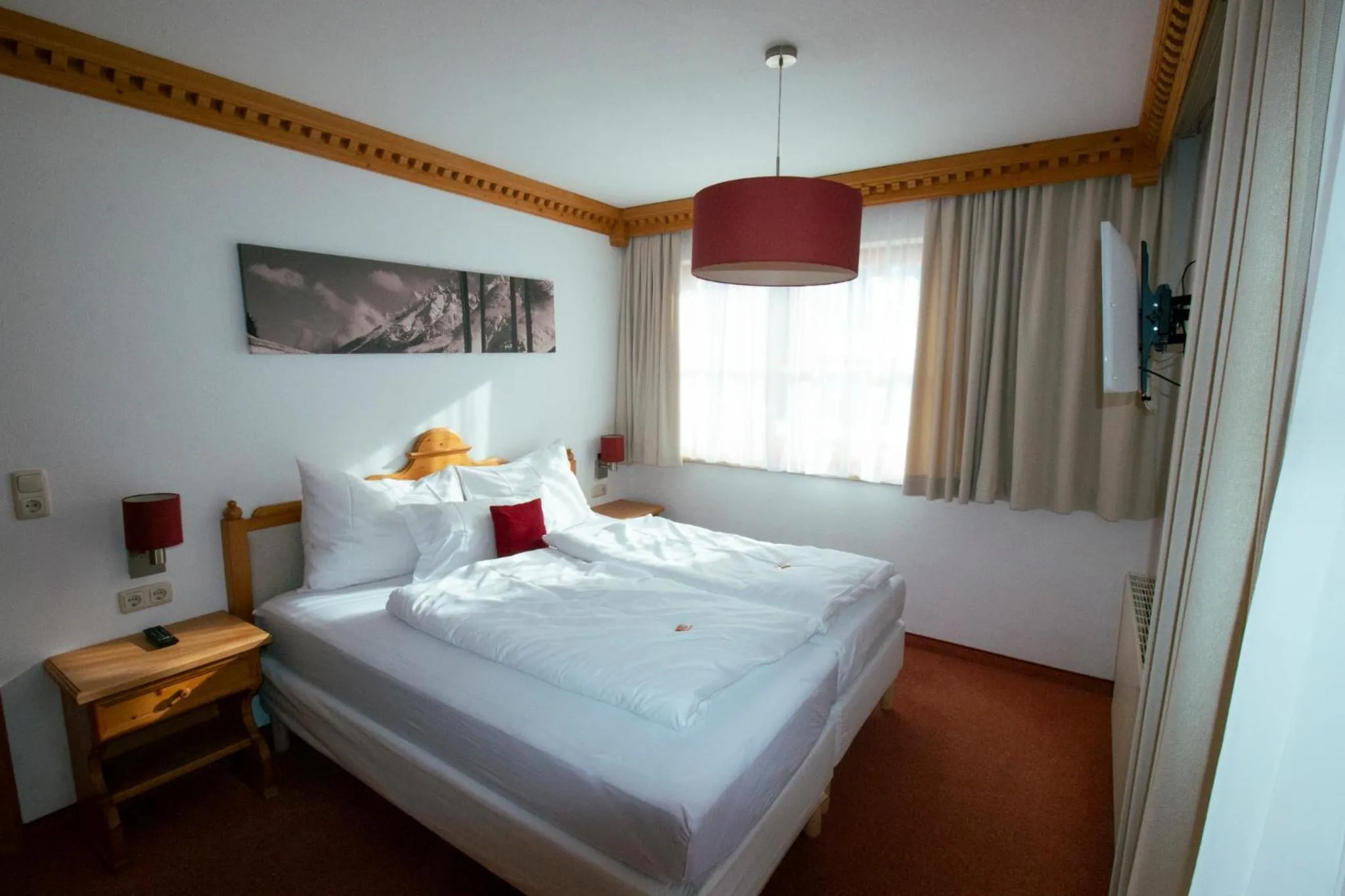 Bed in Aparthotel Alpin Life