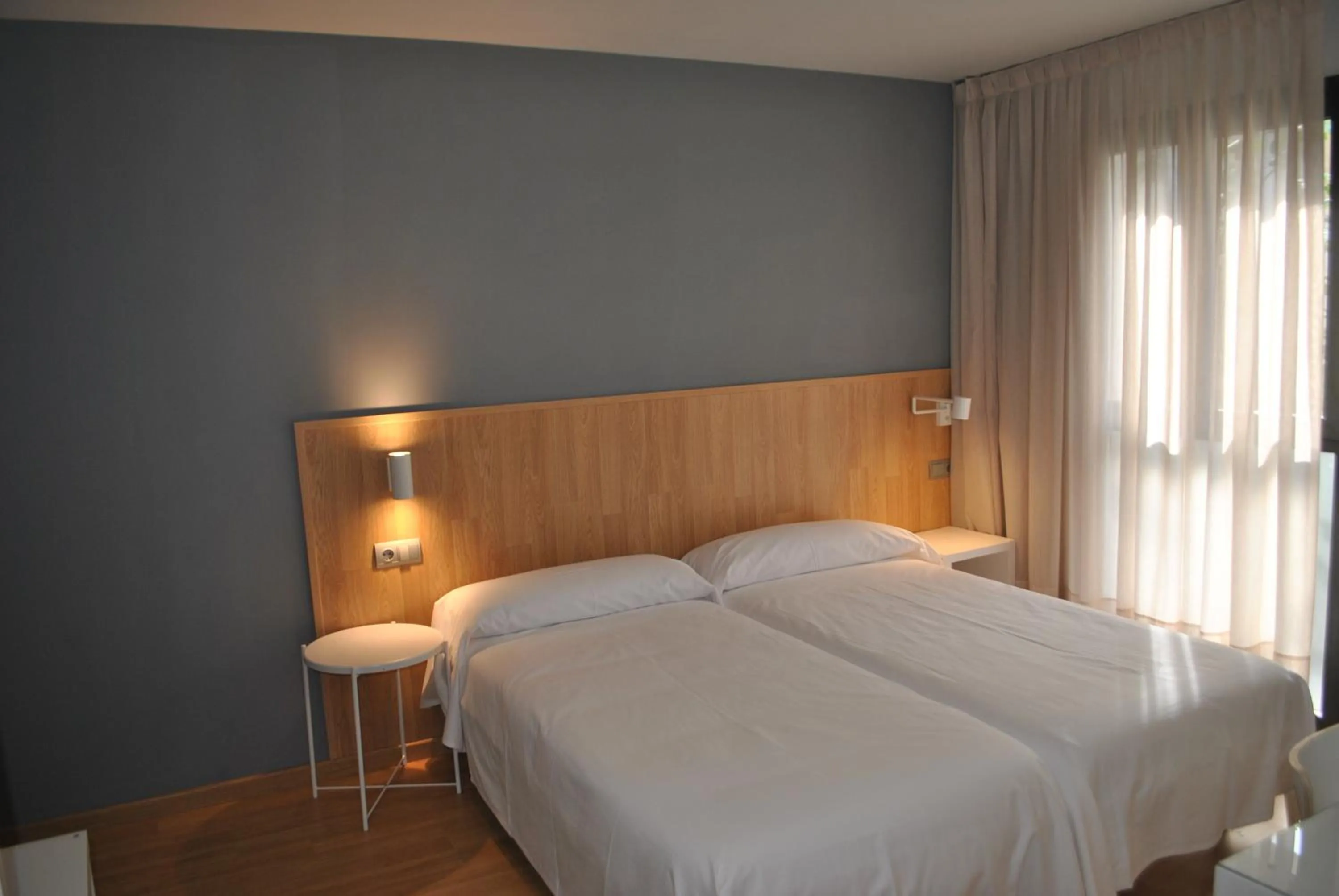 Bed in Hostal Universitat