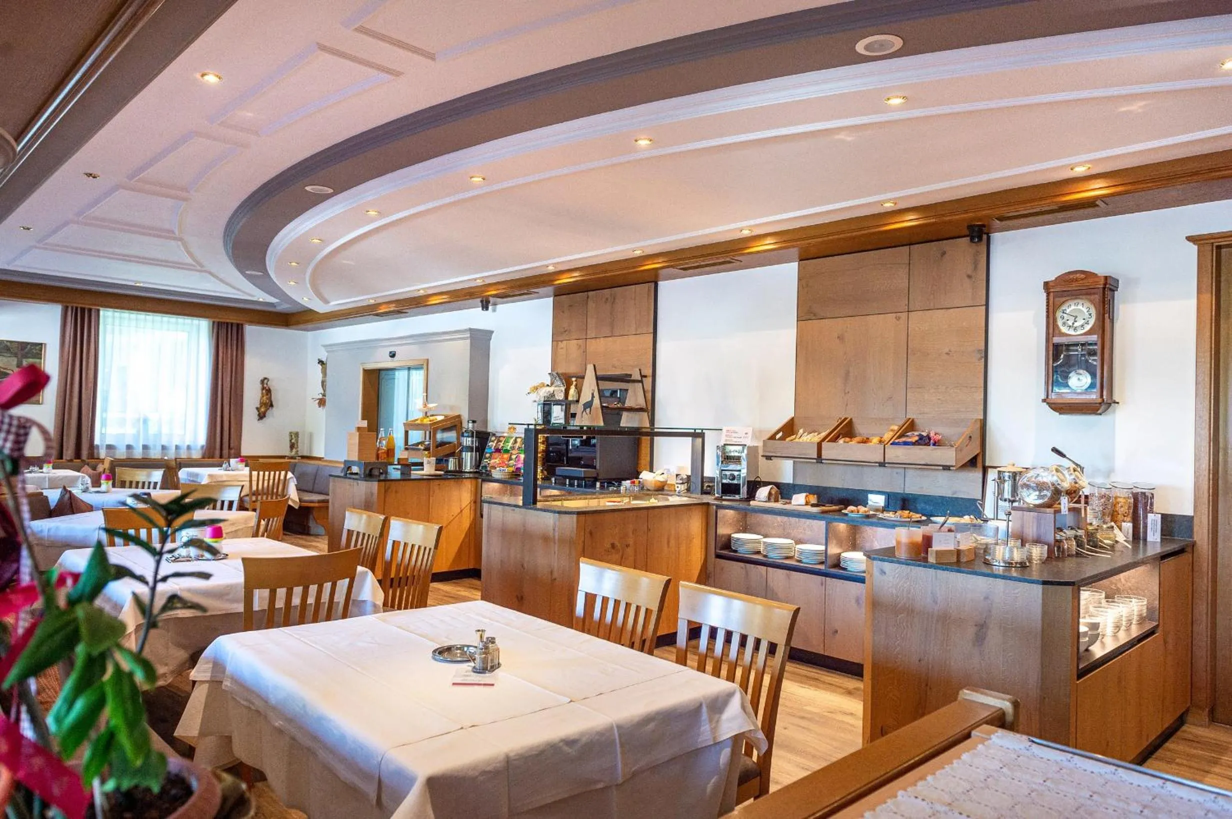 Astor Suites B&B