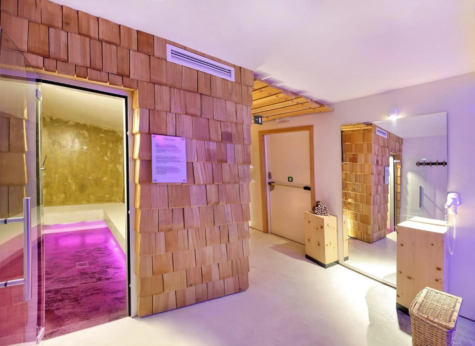 Astor Suites B&B