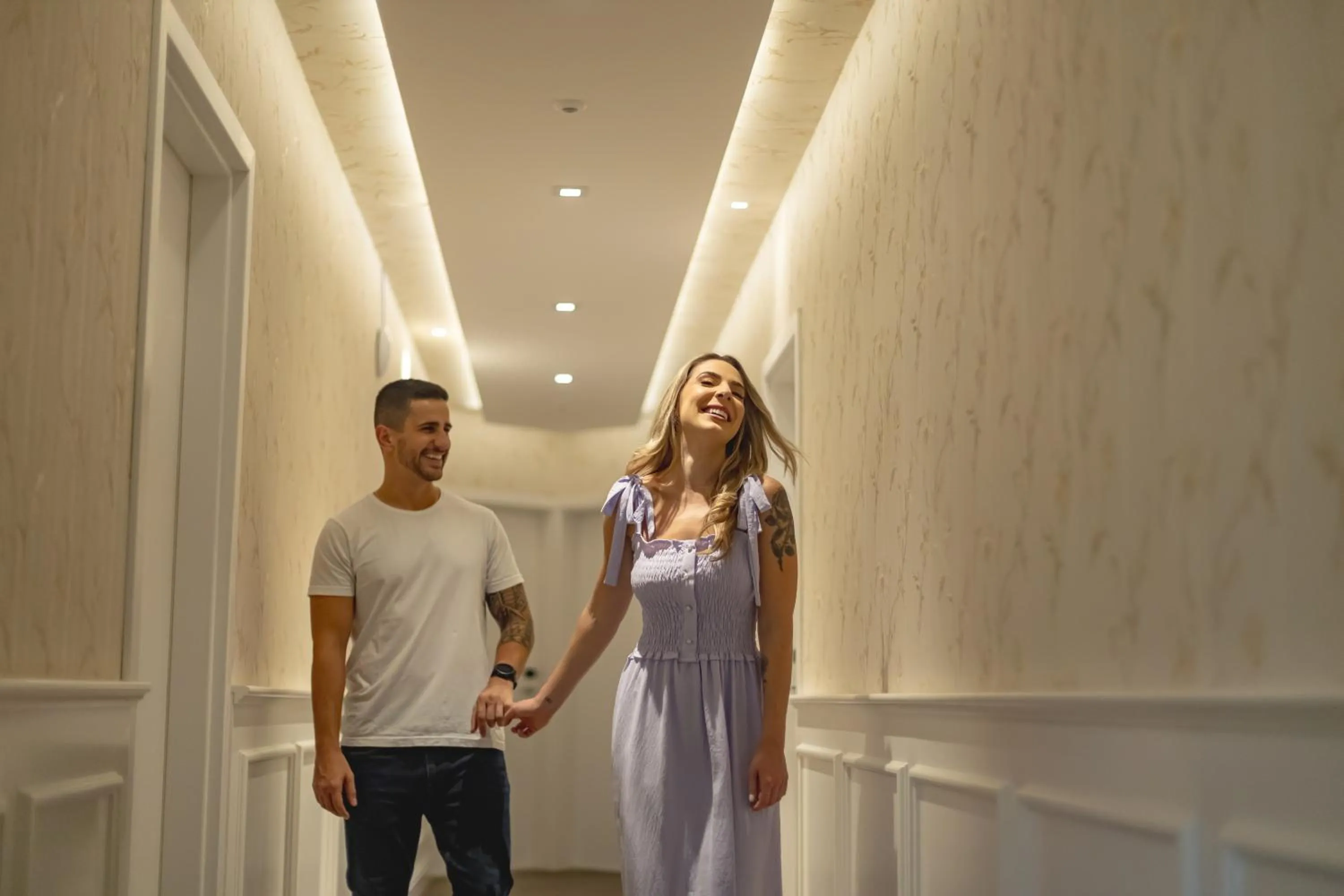 People in Hotel Jardins da Colina