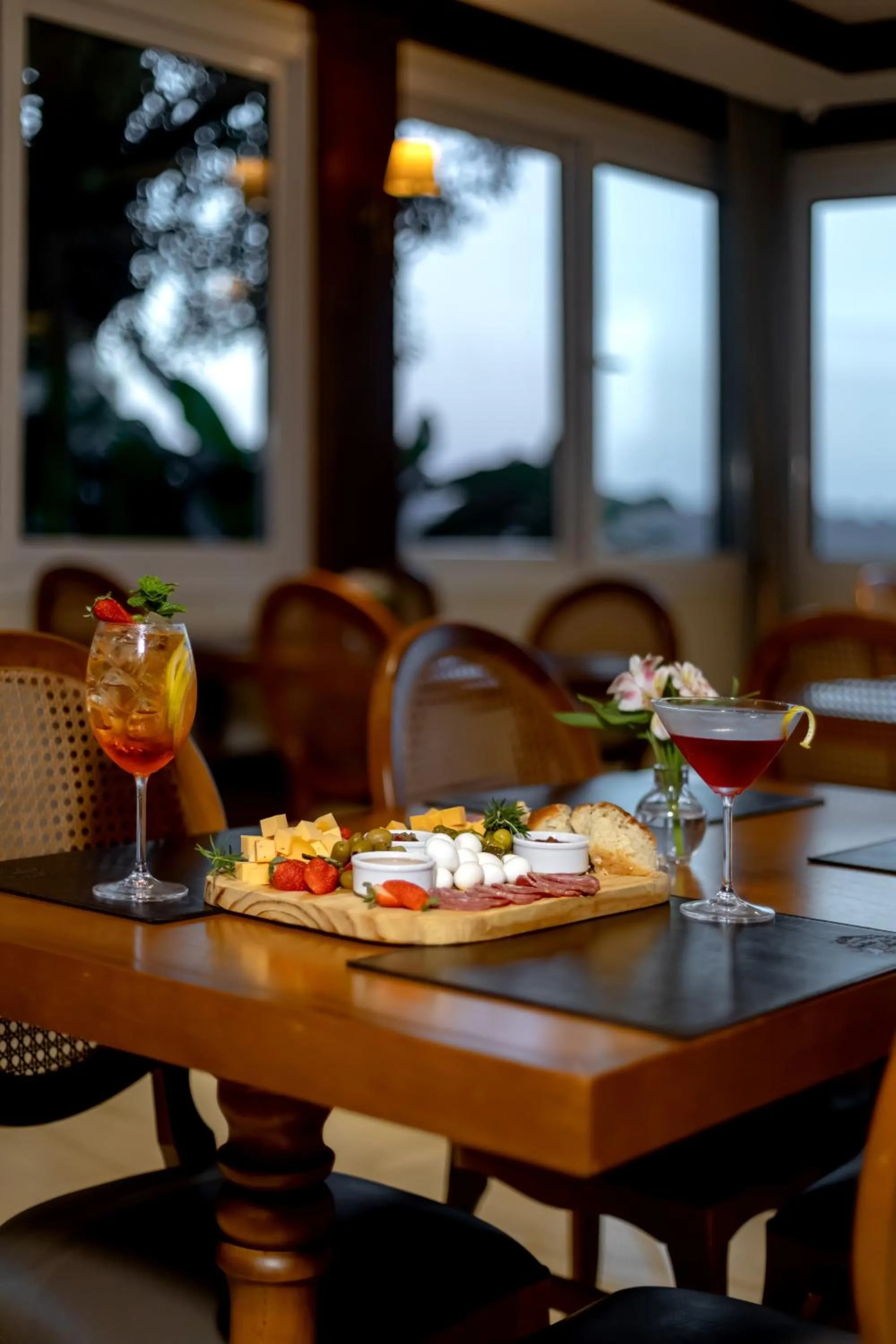 Restaurant/places to eat in Hotel Jardins da Colina