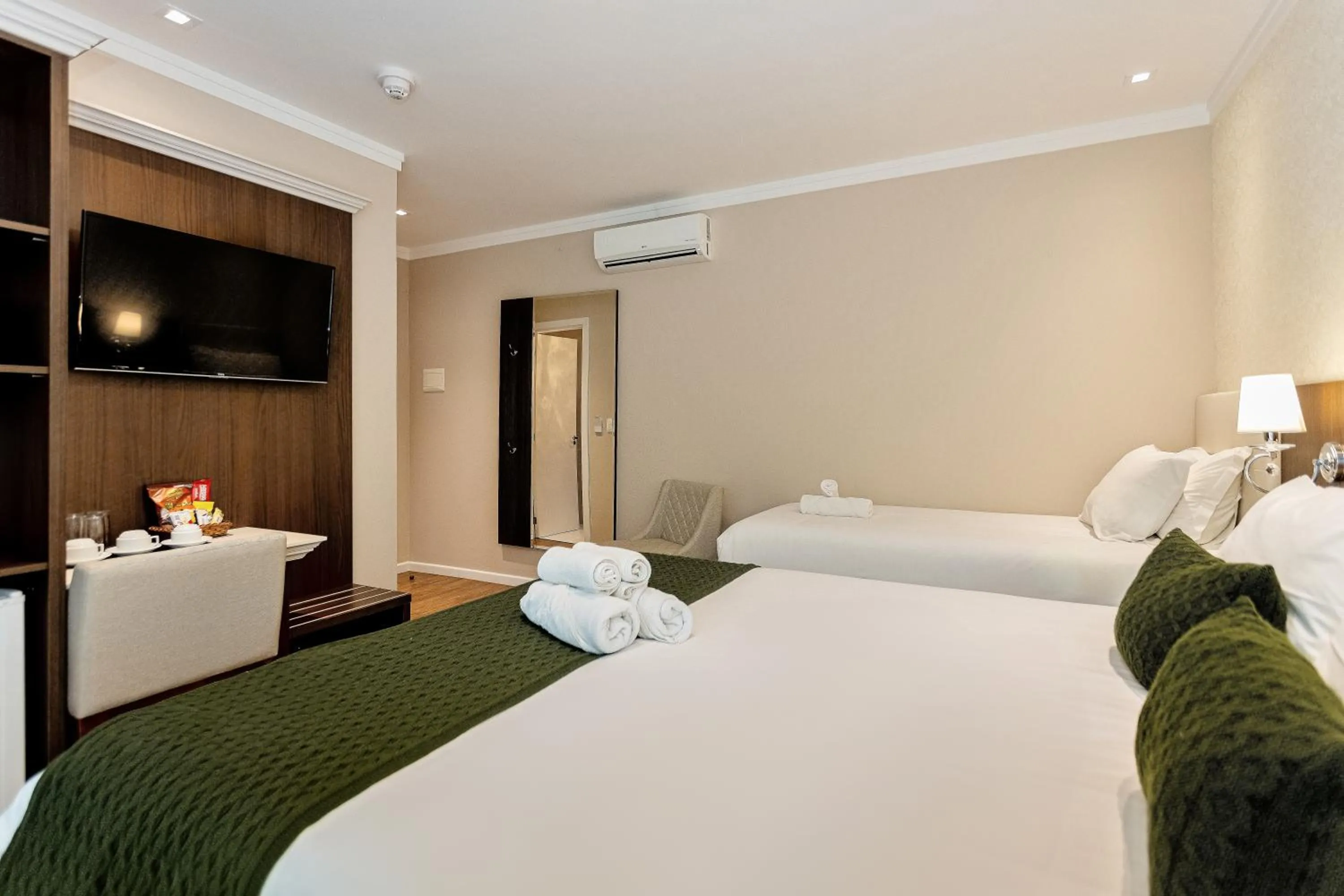 Bed in Hotel Jardins da Colina