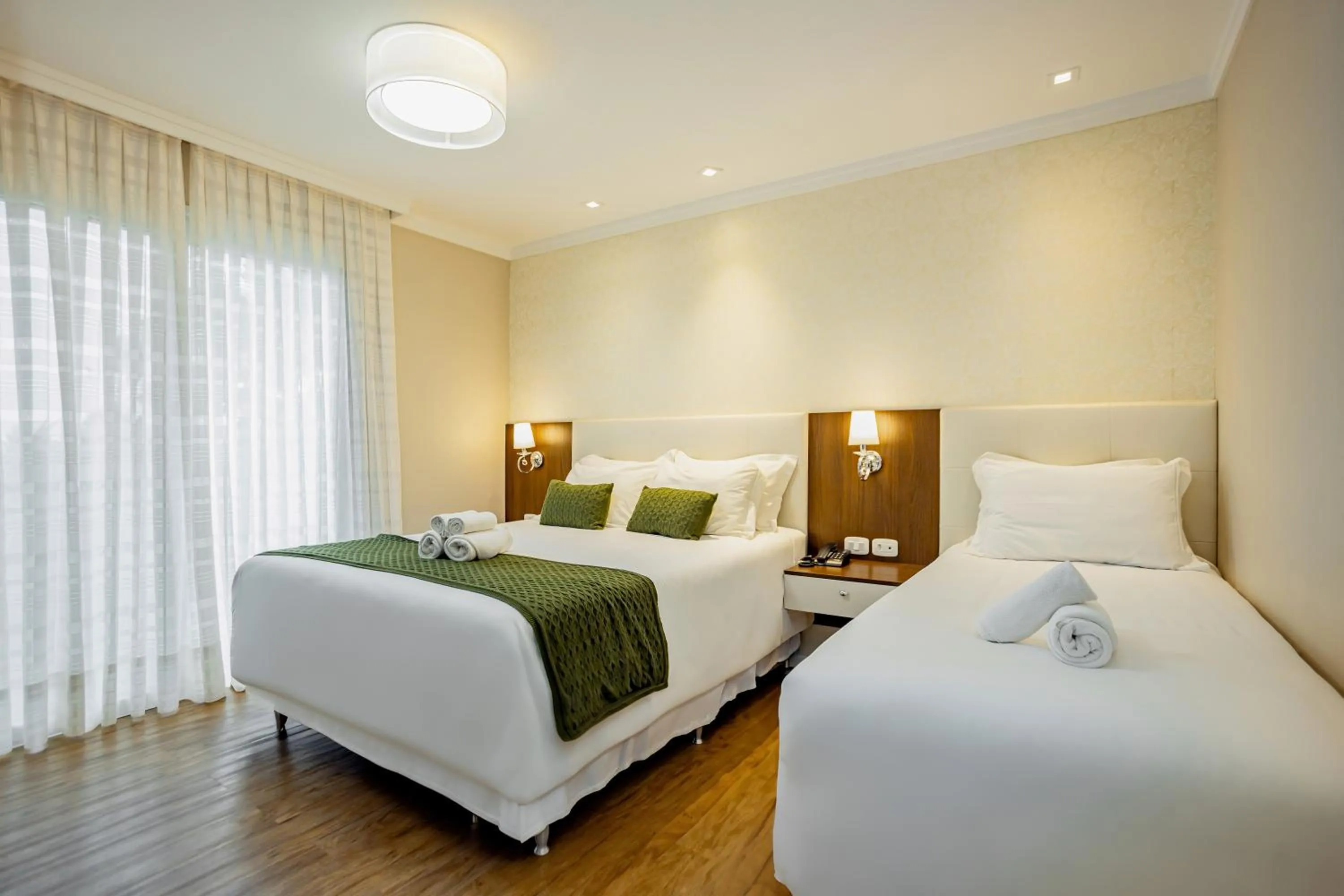 Bed in Hotel Jardins da Colina