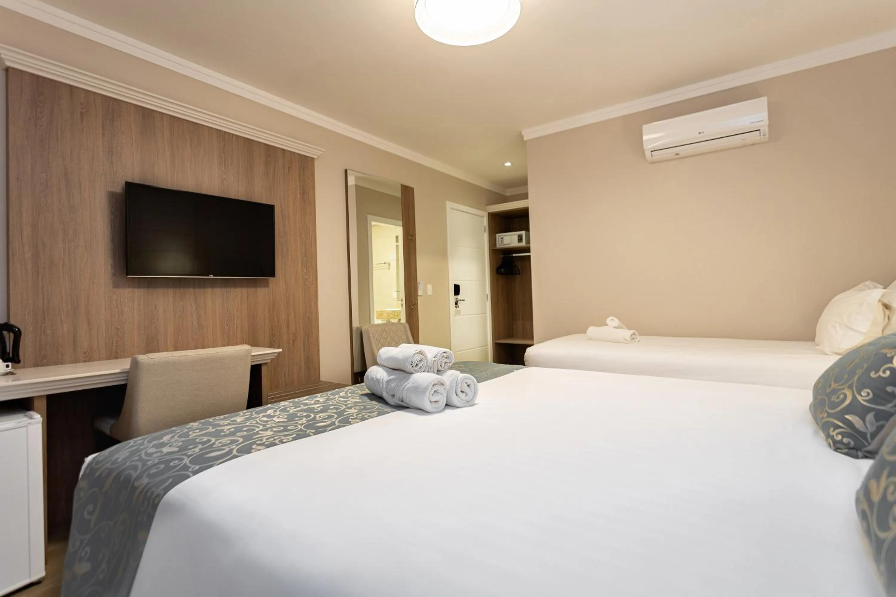 Bed in Hotel Jardins da Colina