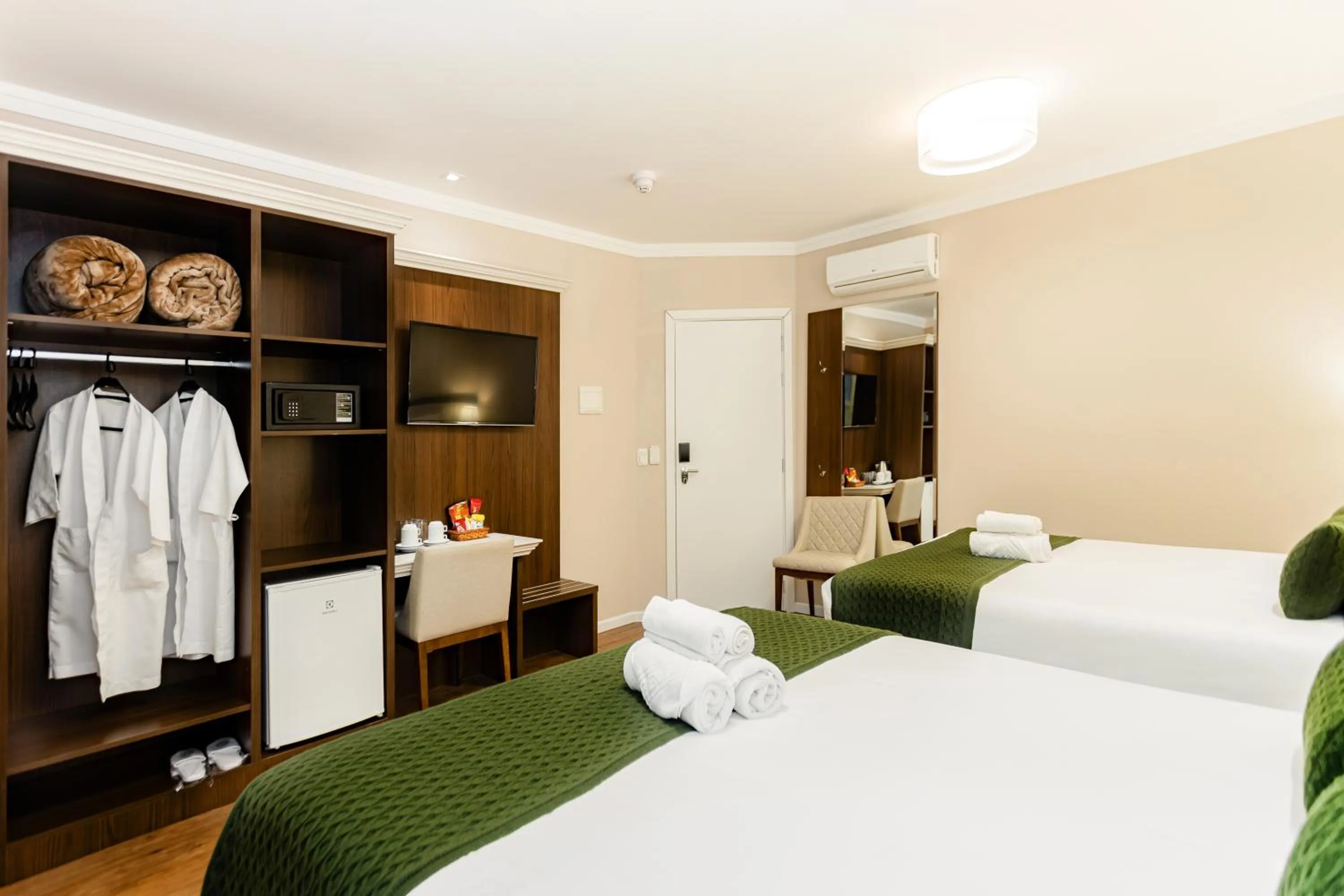 Bed in Hotel Jardins da Colina