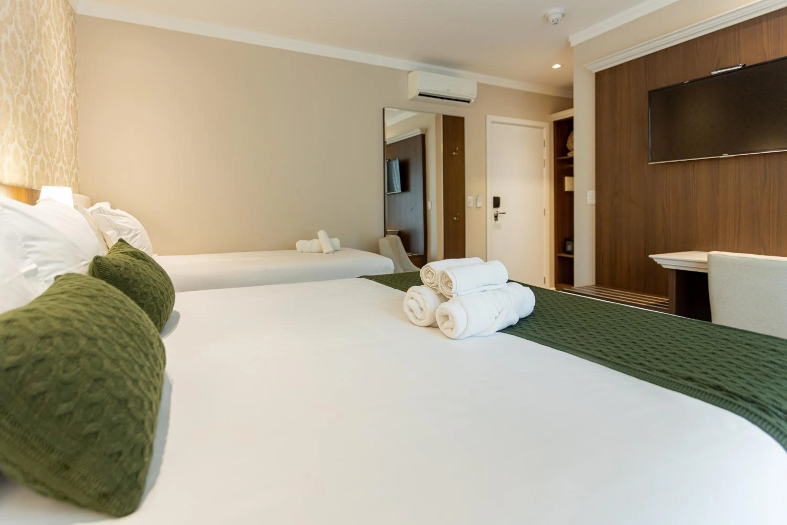 Bed in Hotel Jardins da Colina